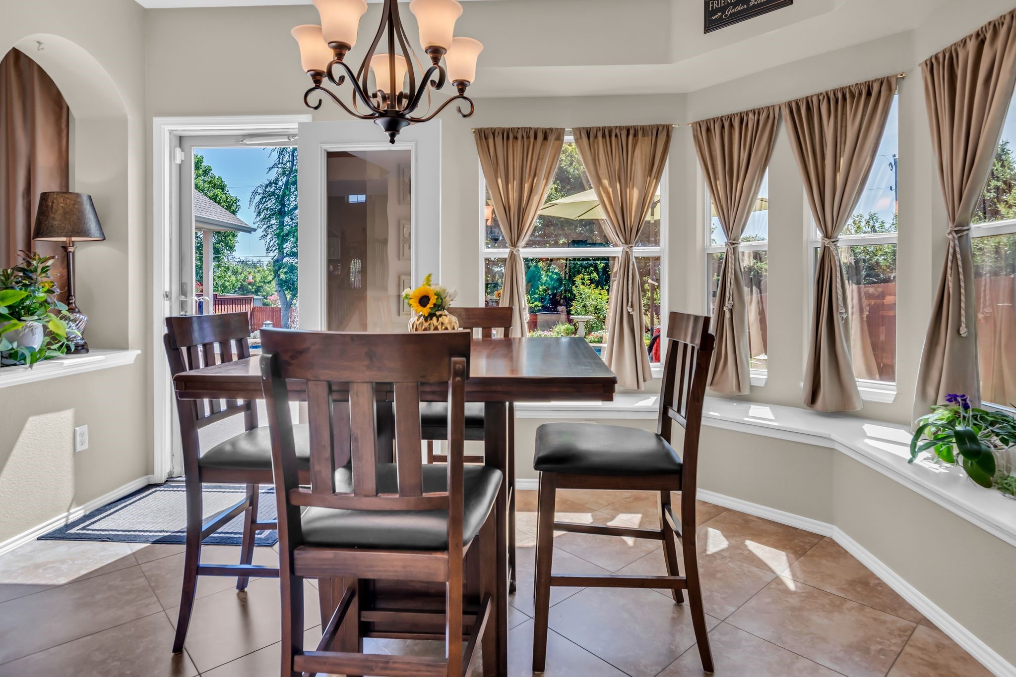 10216 Knights Court