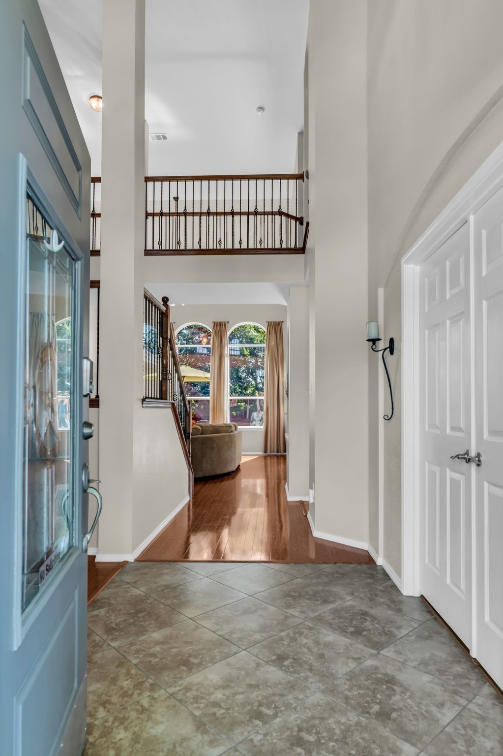 10216 Knights Court