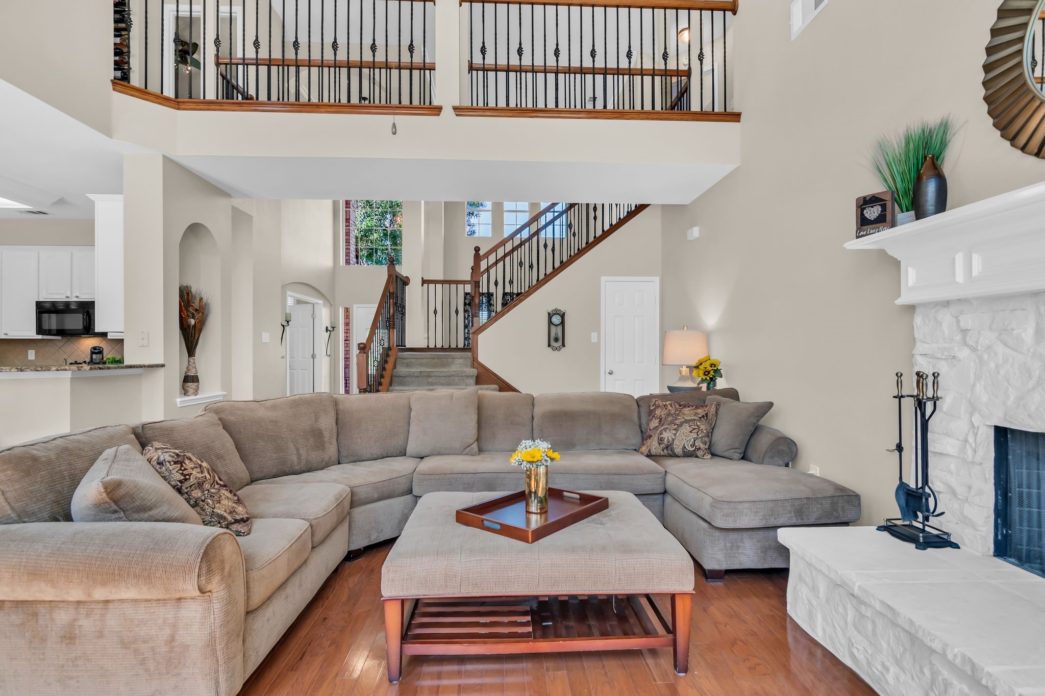 10216 Knights Court