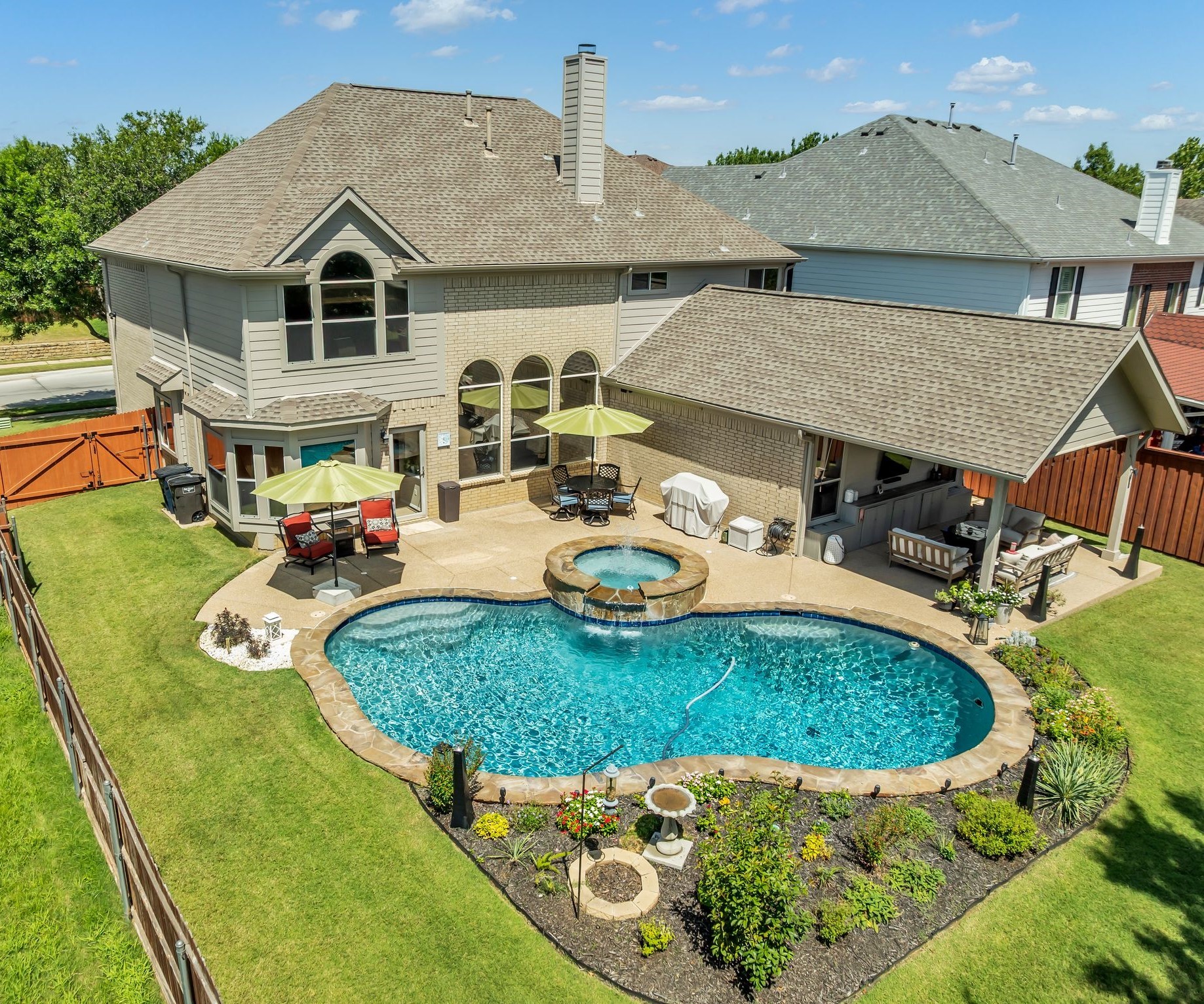 10216 Knights Court