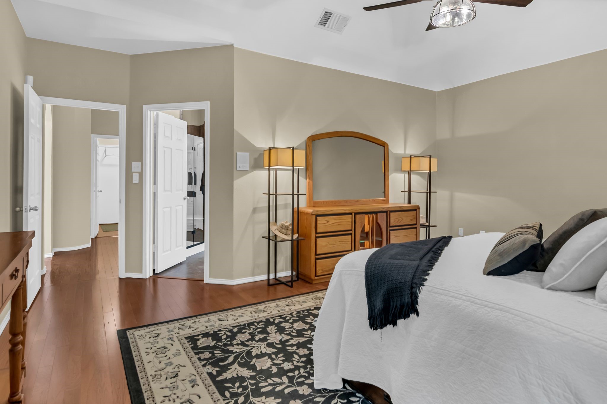 10216 Knights Court