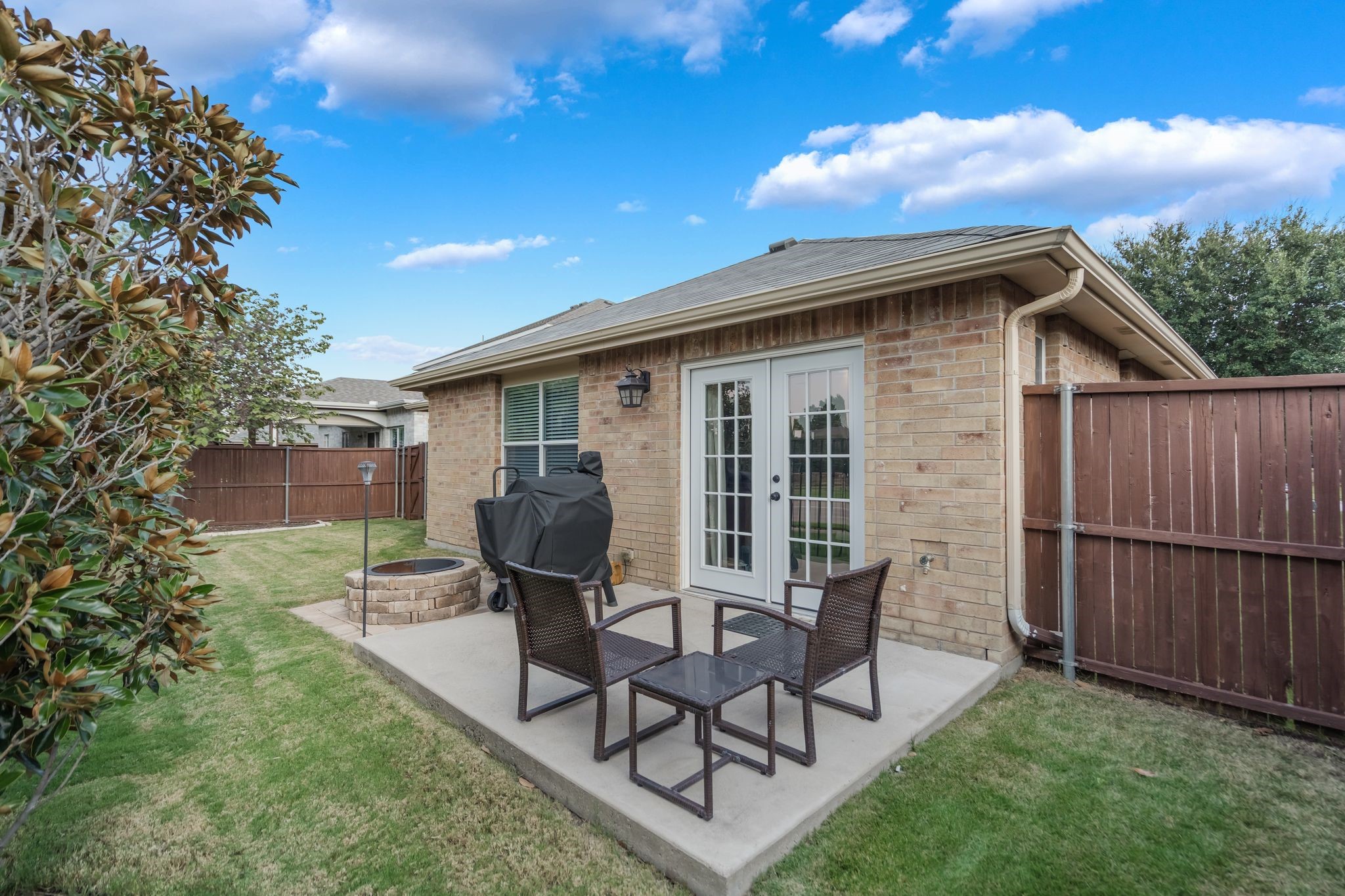 5933 Snow Creek Drive