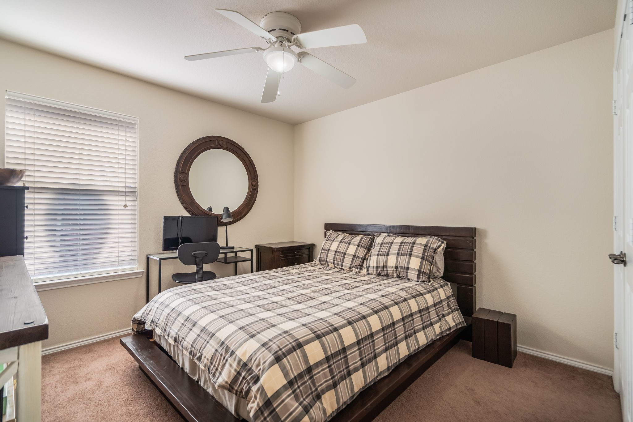 5933 Snow Creek Drive