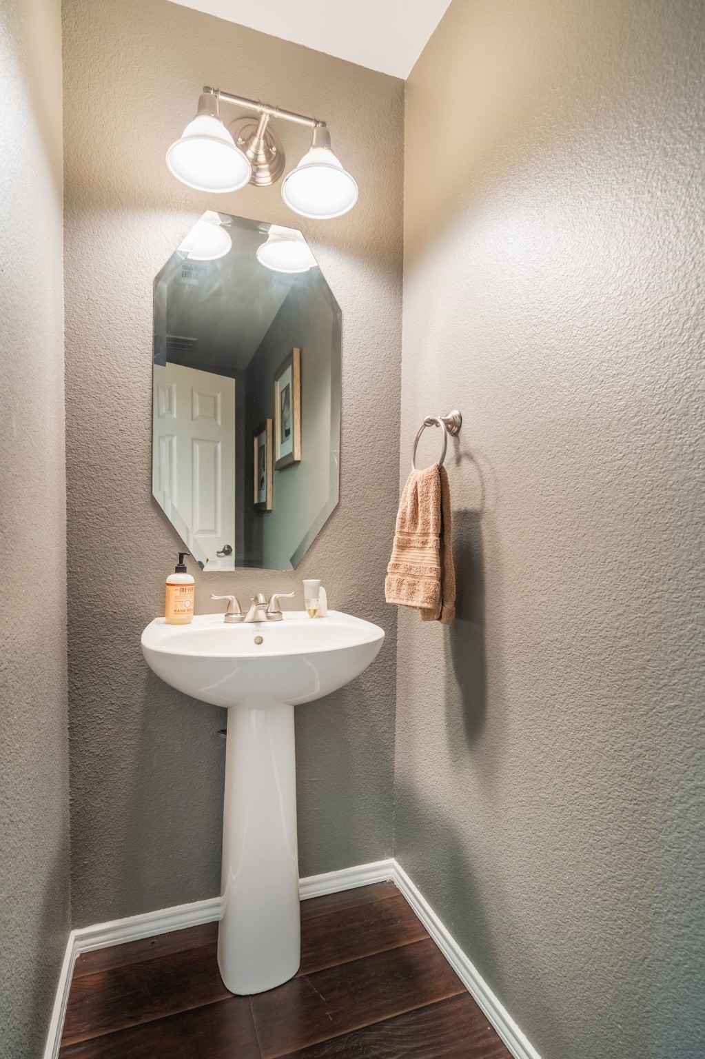 5933 Snow Creek Drive