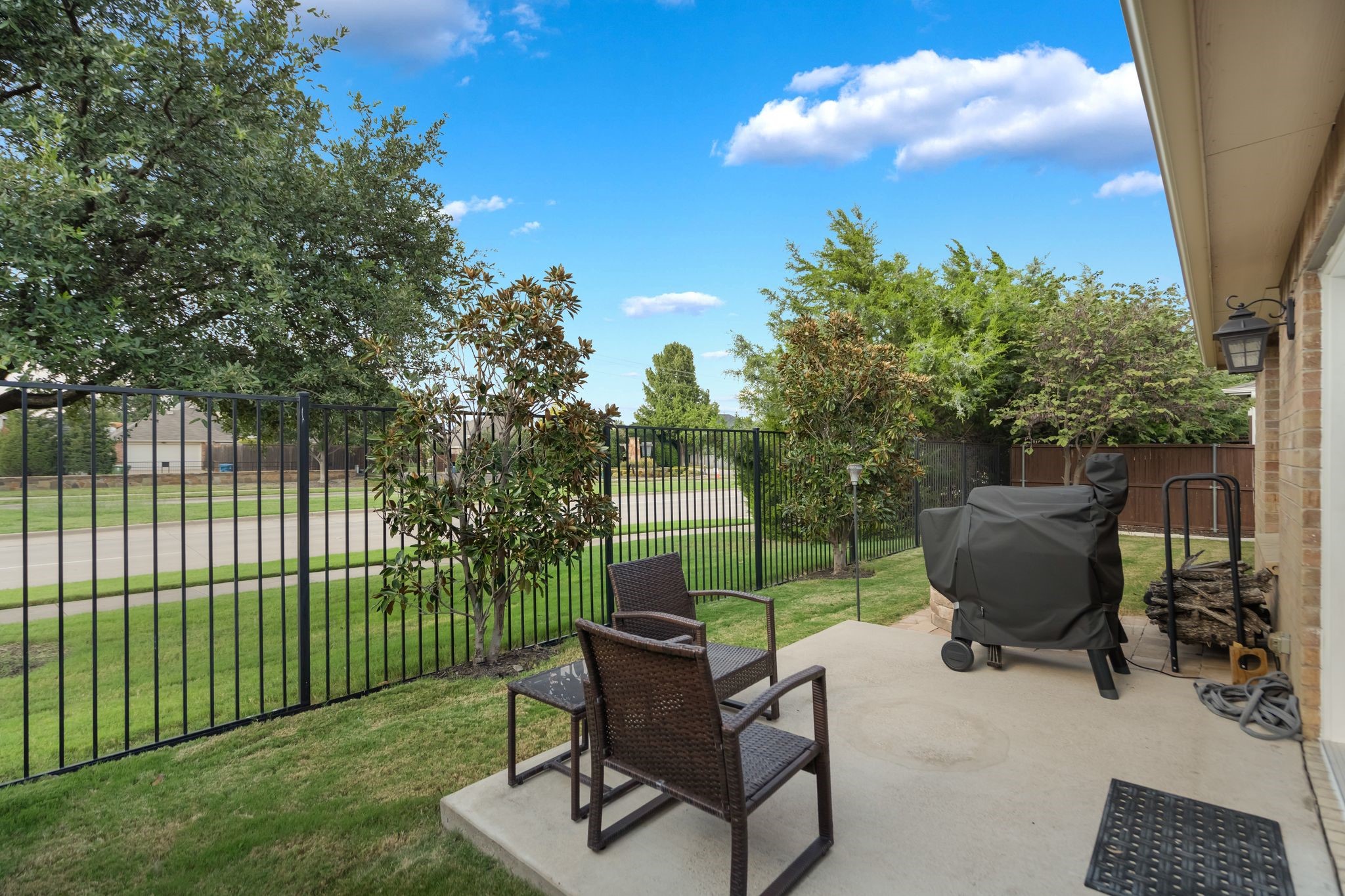 5933 Snow Creek Drive