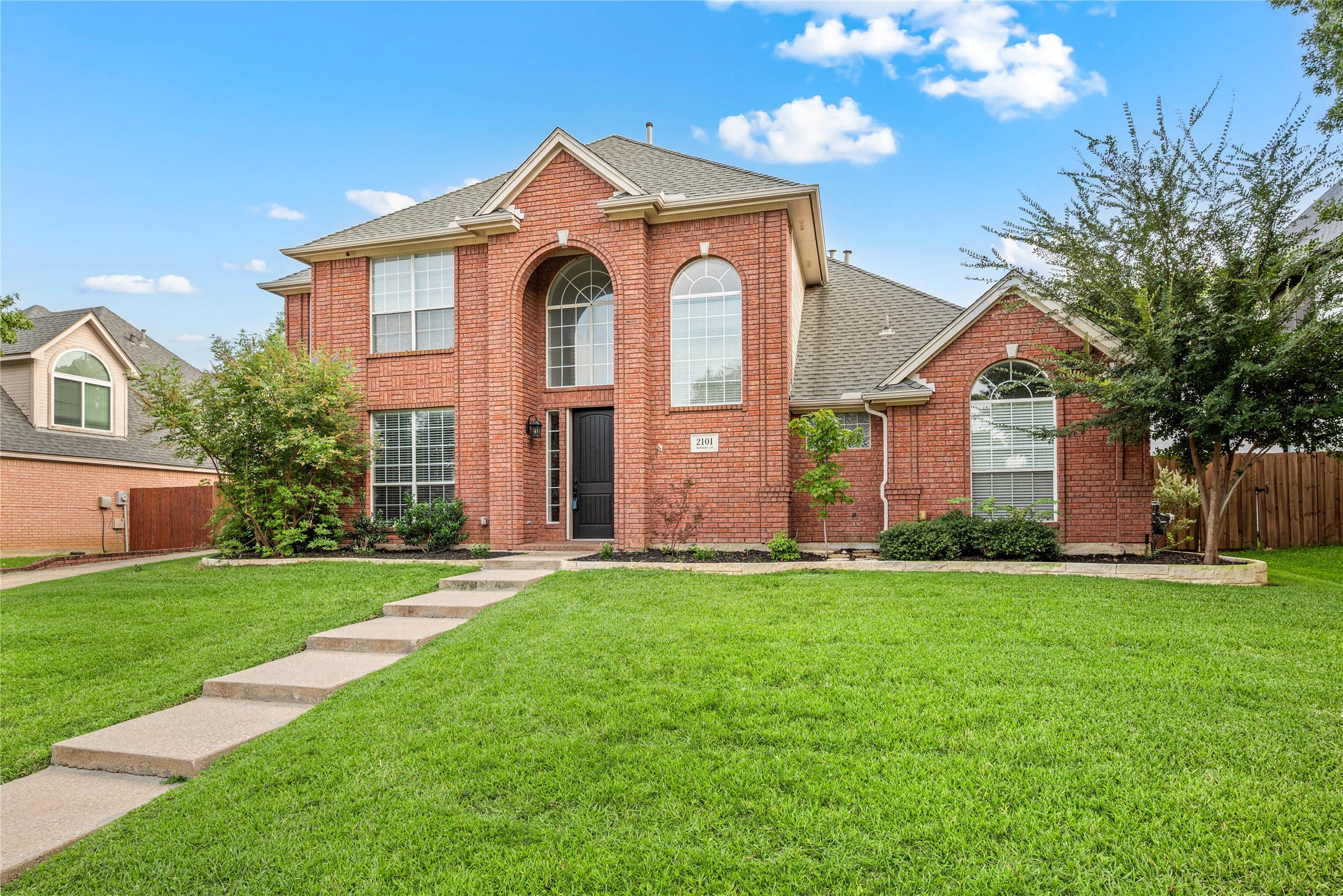 2101 Tarrant Lane