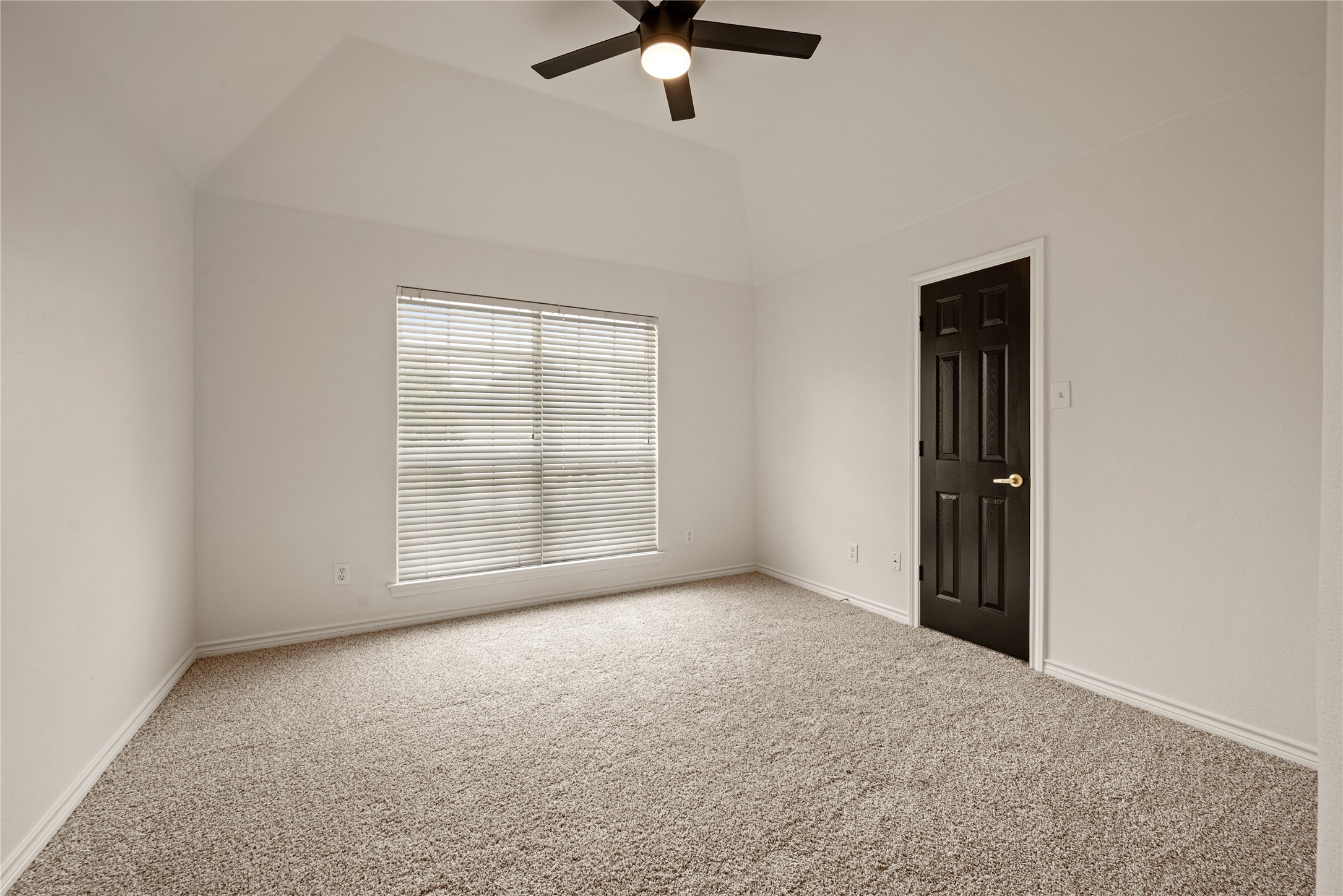 2101 Tarrant Lane