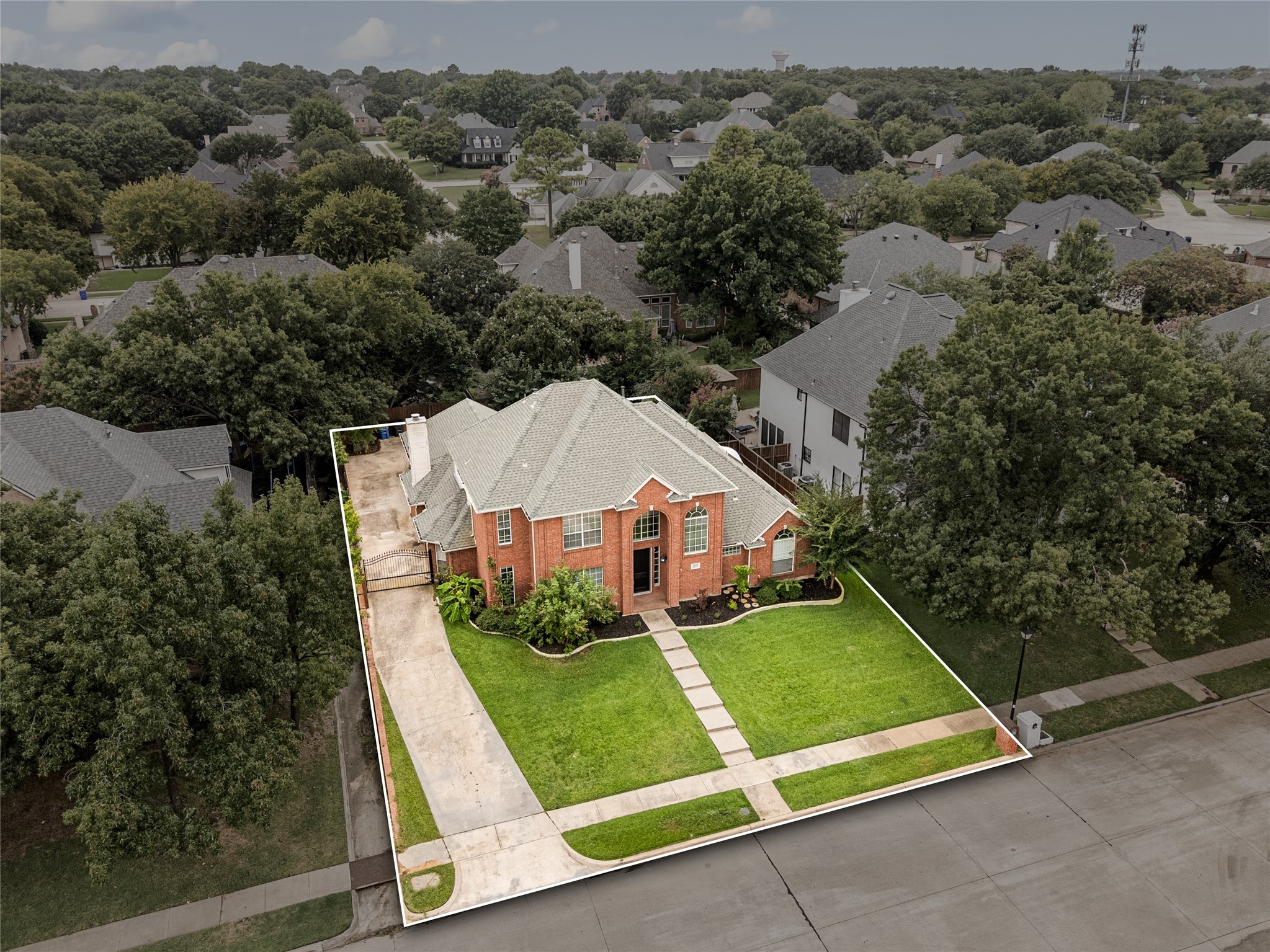 2101 Tarrant Lane