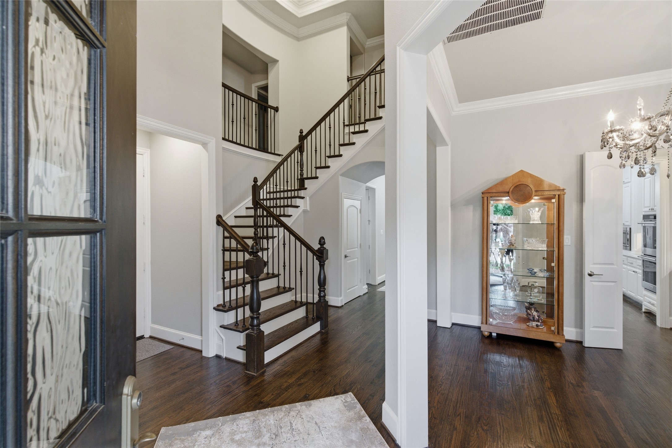 645 Clearwater Drive