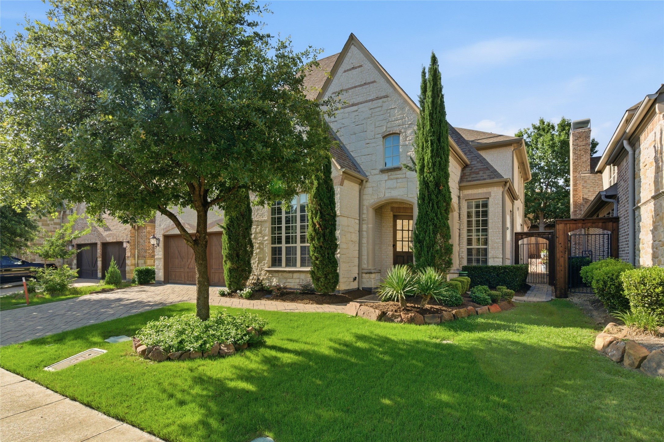 645 Clearwater Drive