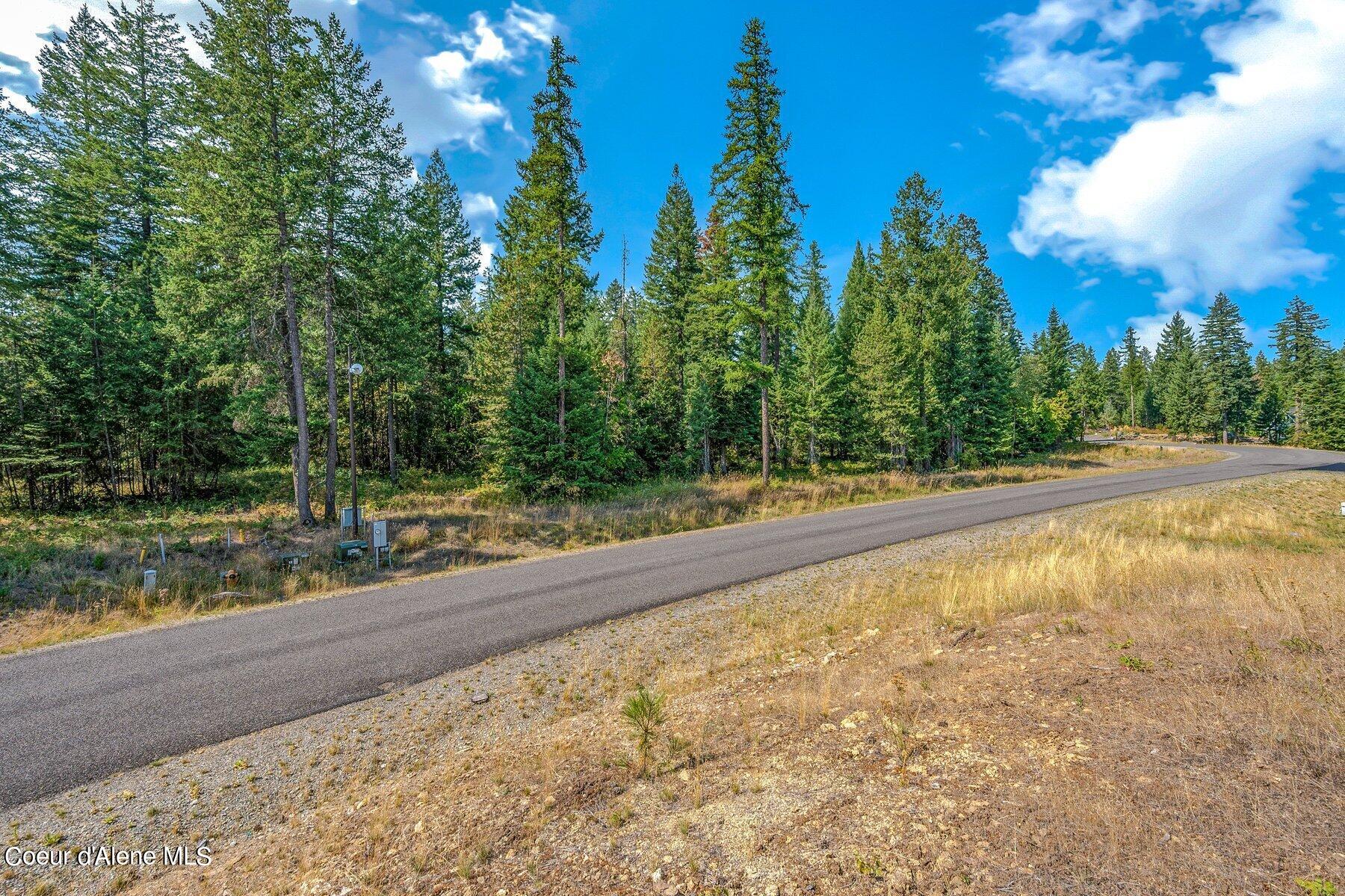 L3B10 N Walden Loop