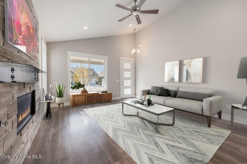 8042 N HIBISCUS LN, Coeur d'Alene