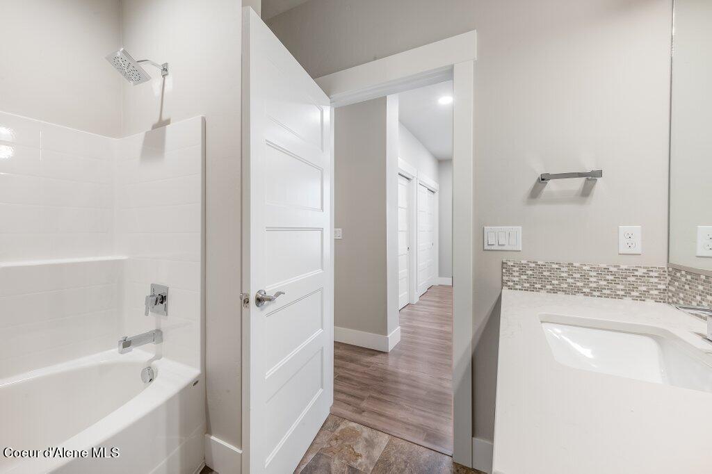 8042 N HIBISCUS LN, Coeur d'Alene