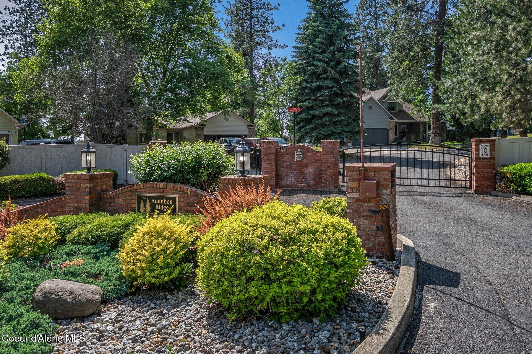 8562 N AUDUBON DR
