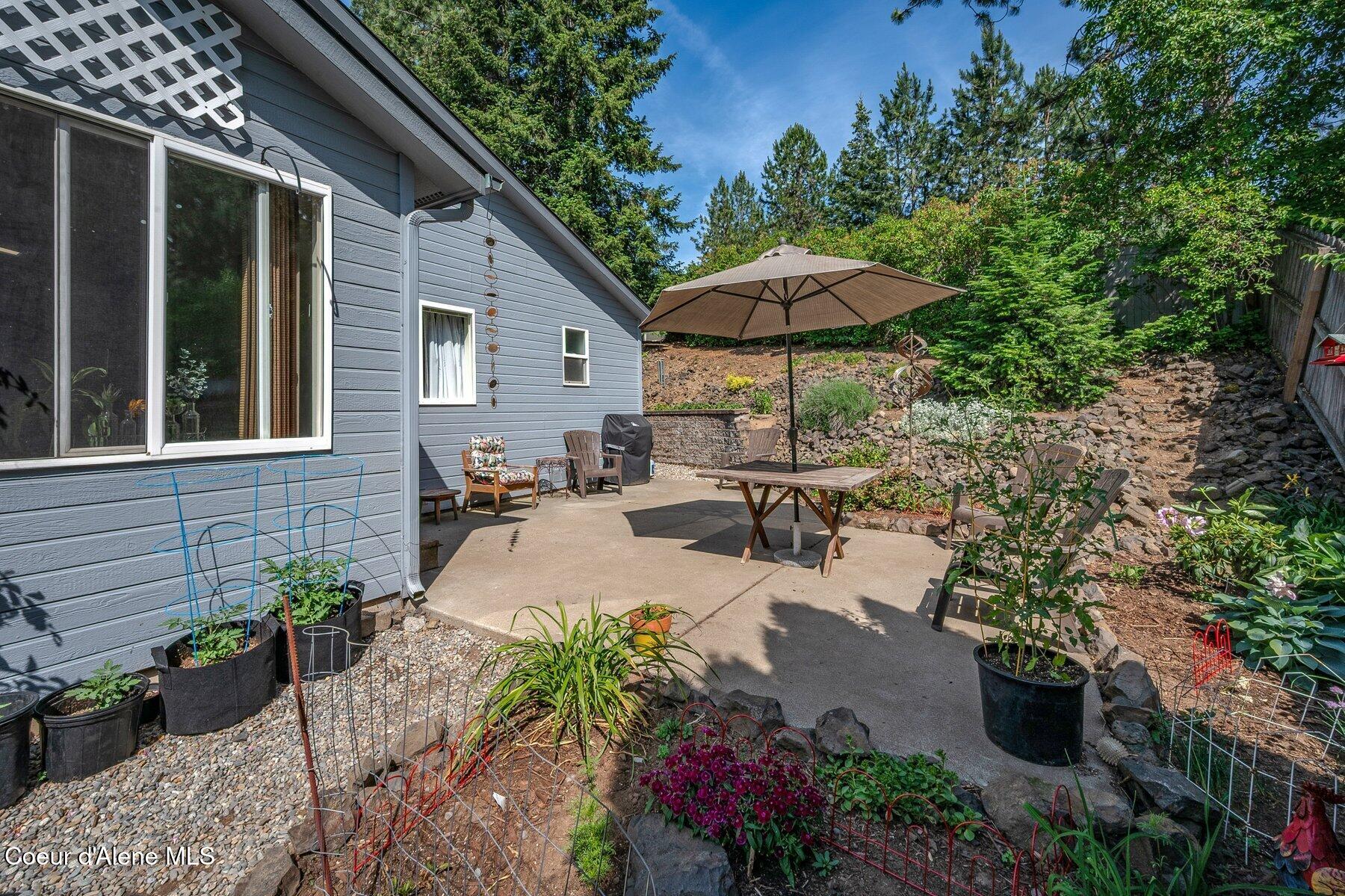 8562 N AUDUBON DR