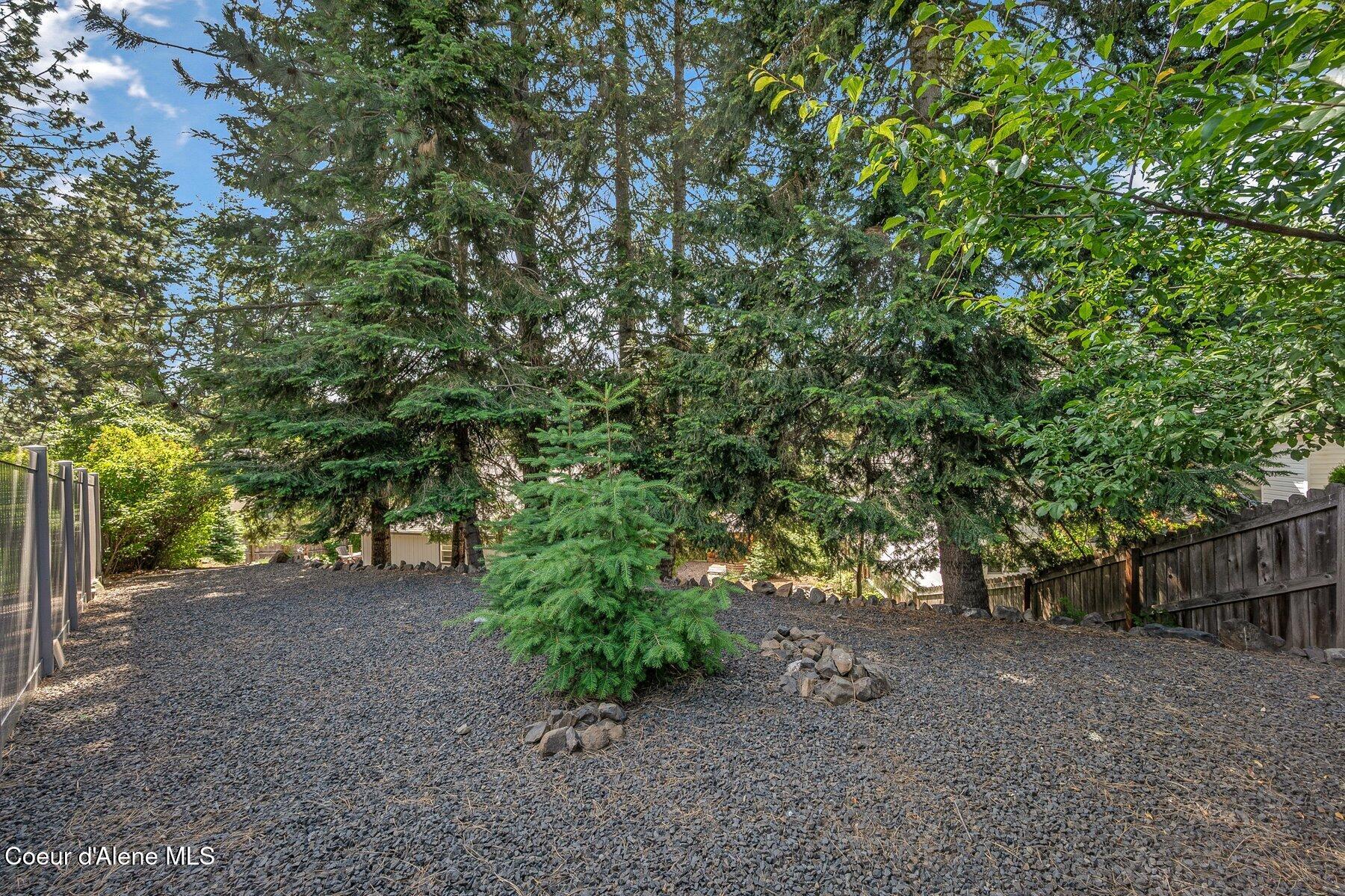 8562 N AUDUBON DR