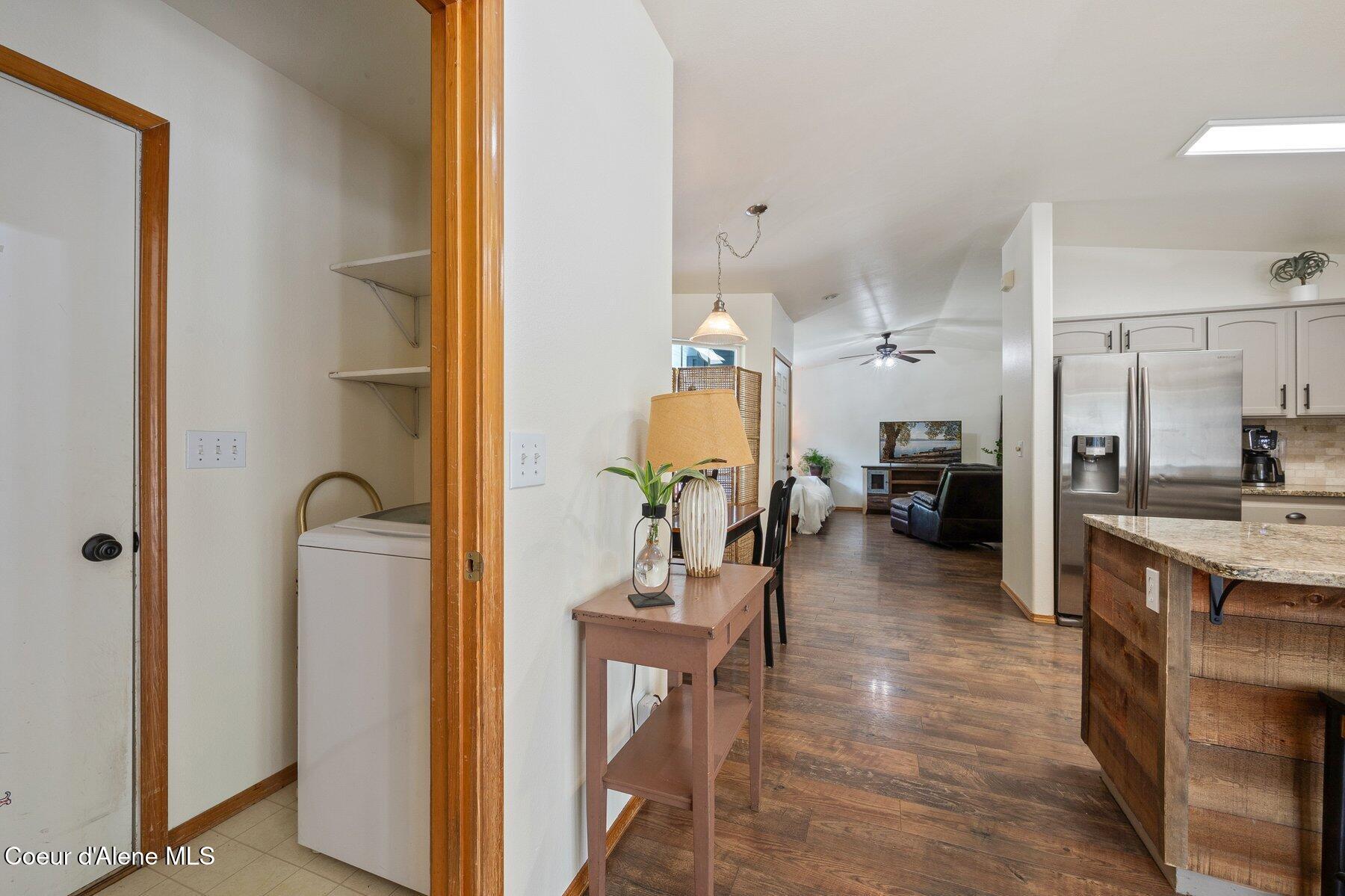 8562 N AUDUBON DR