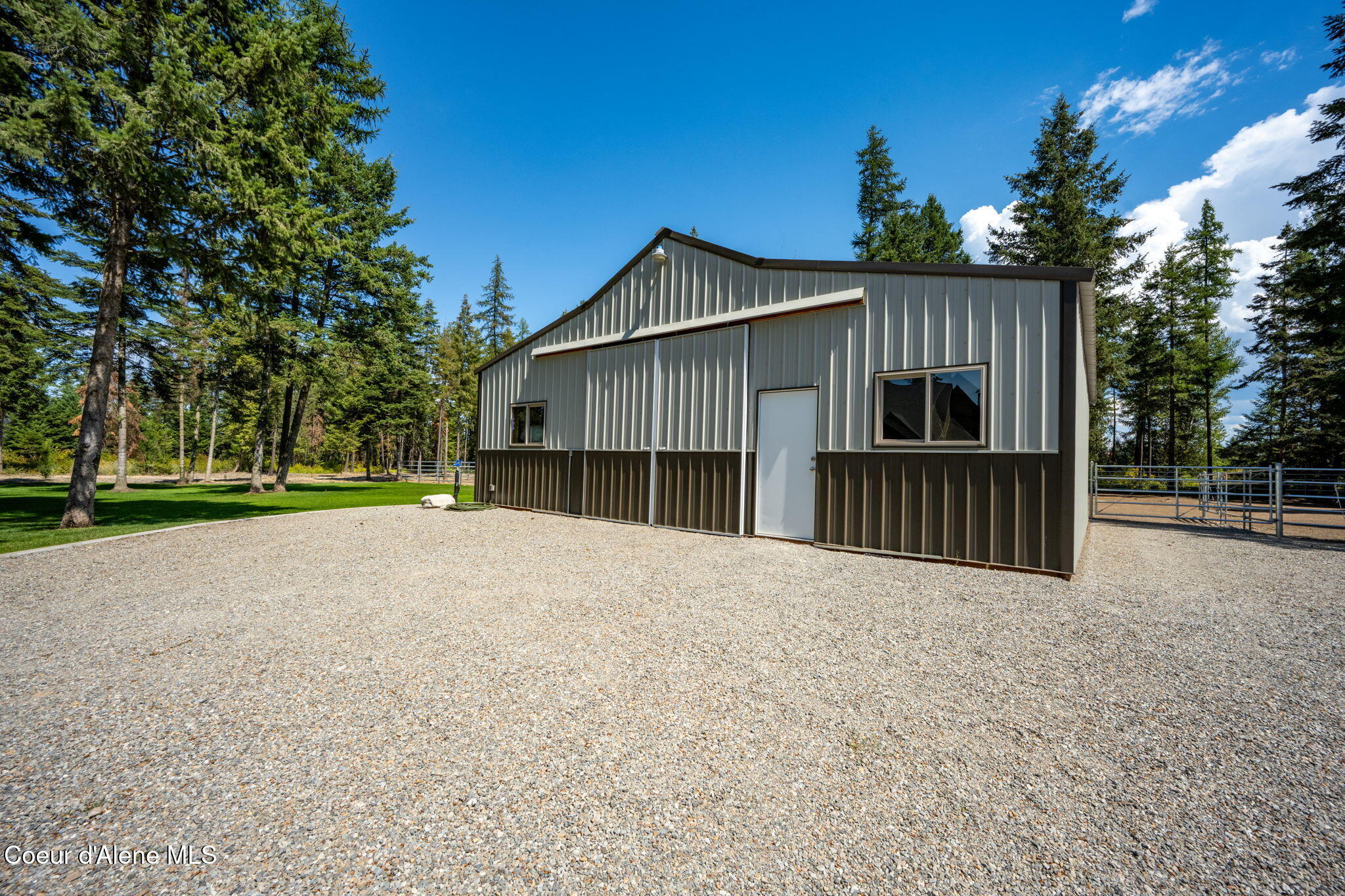 1609 E Amulet Cir
