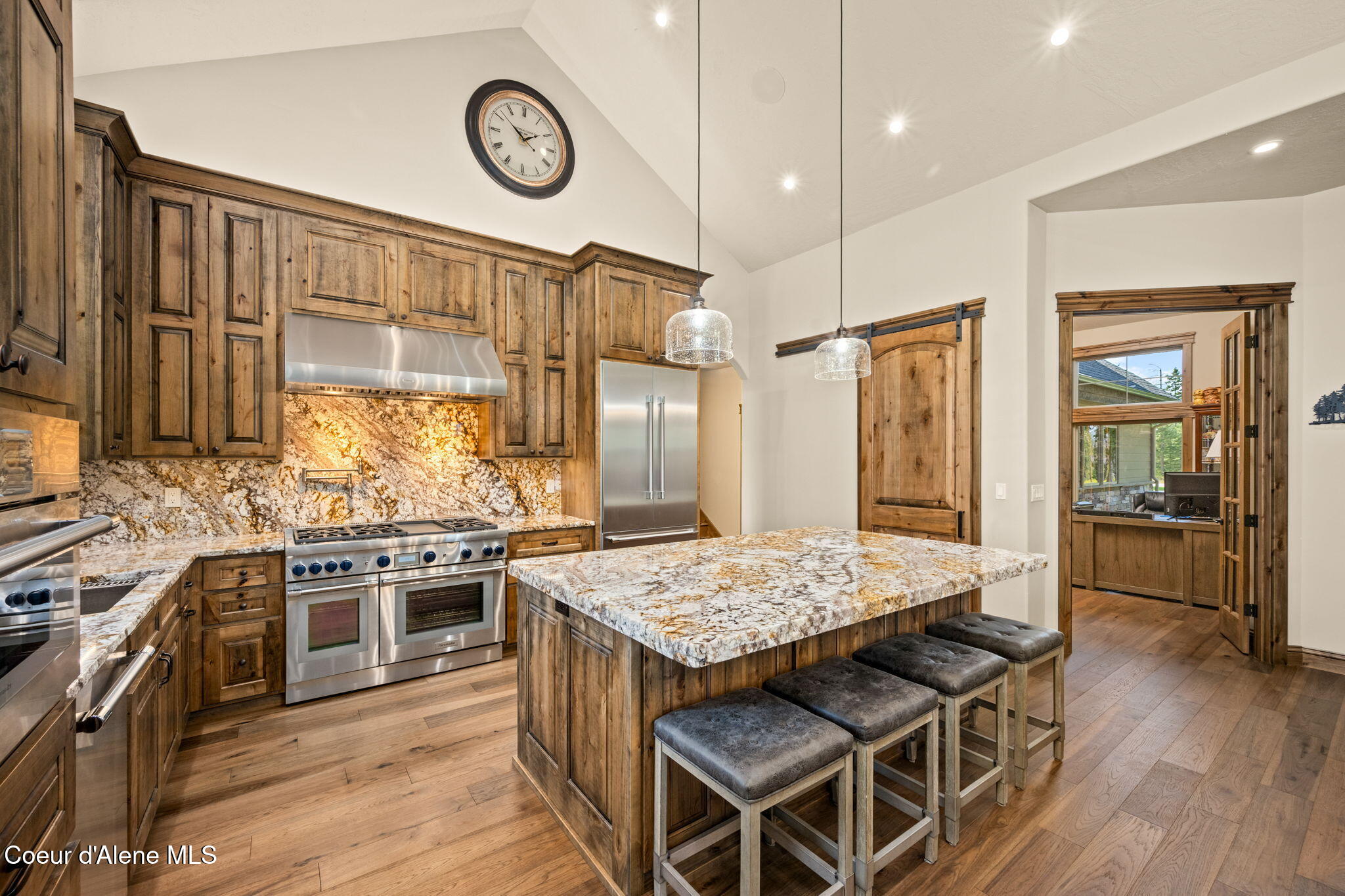 1609 E Amulet Cir