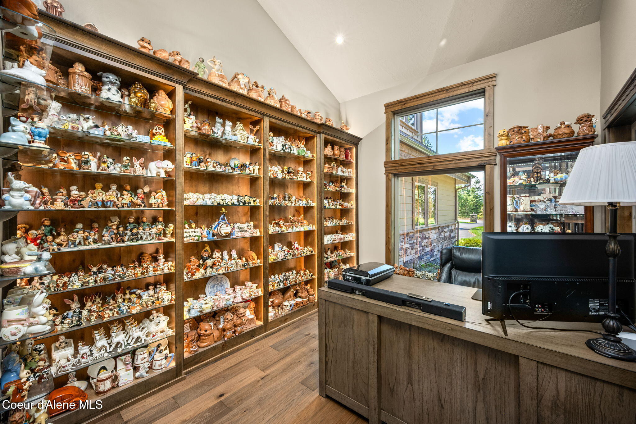 1609 E Amulet Cir