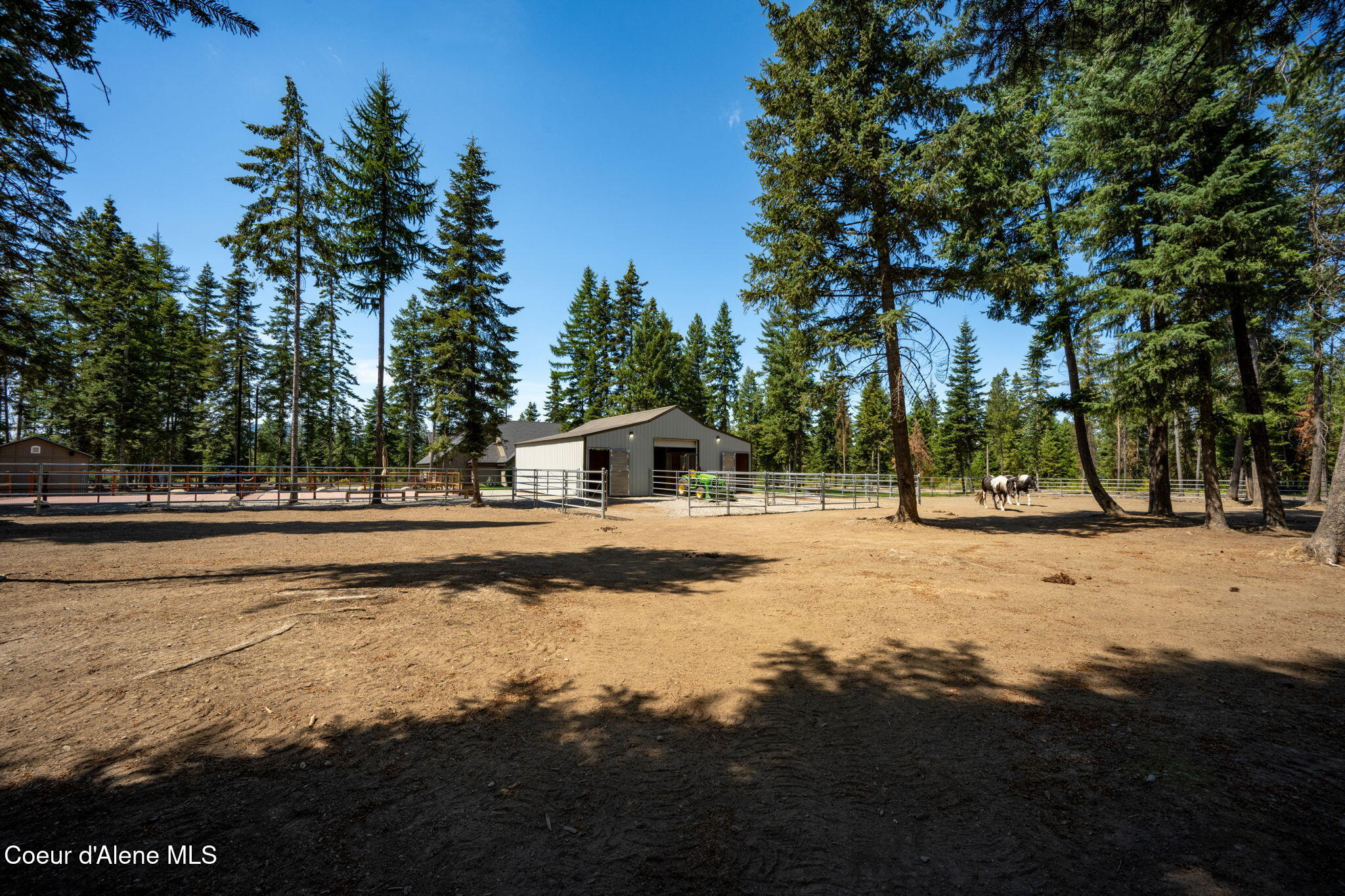 1609 E Amulet Cir