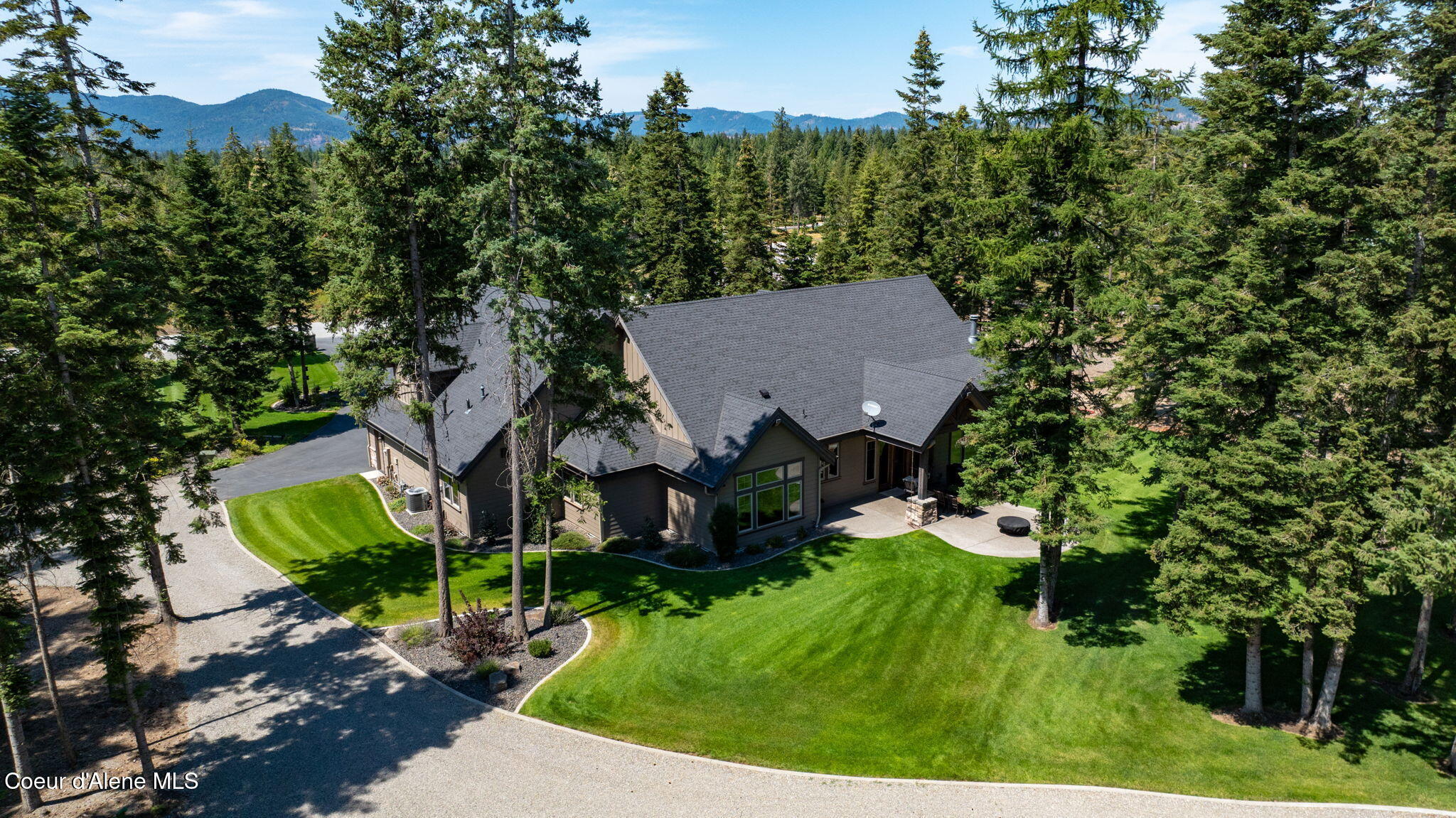 1609 E Amulet Cir