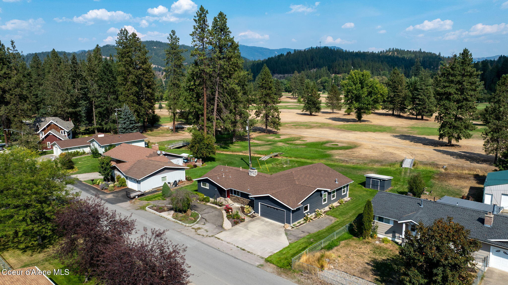 307 Woodland Dr