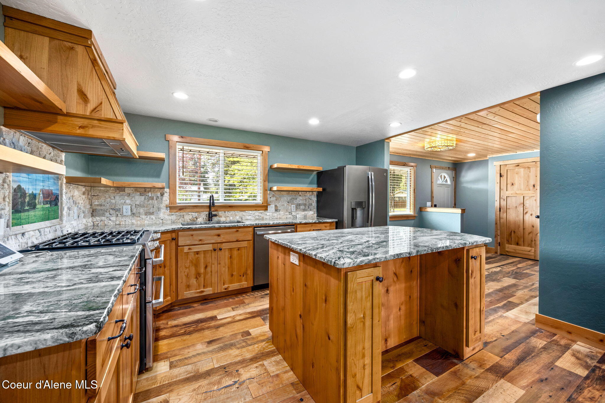 307 Woodland Dr