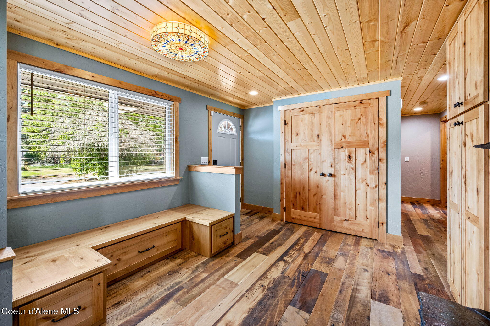 307 Woodland Dr