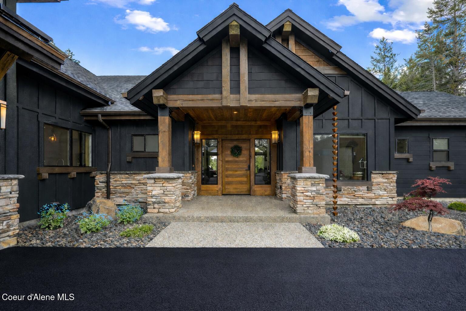 L3 B1 N Mountain View Rd