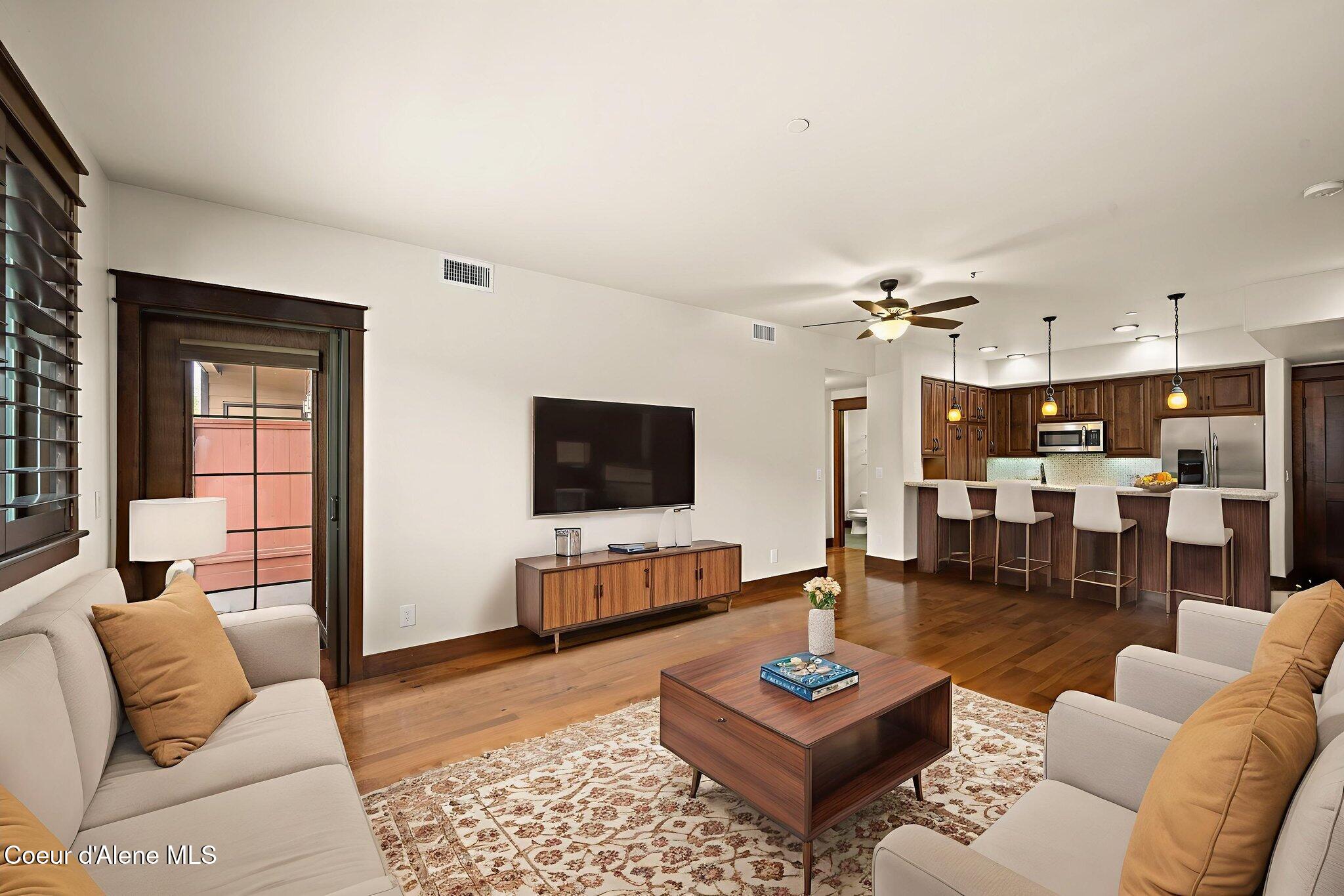 2050 N Main ST, 202, Coeur d'Alene Unit: 202