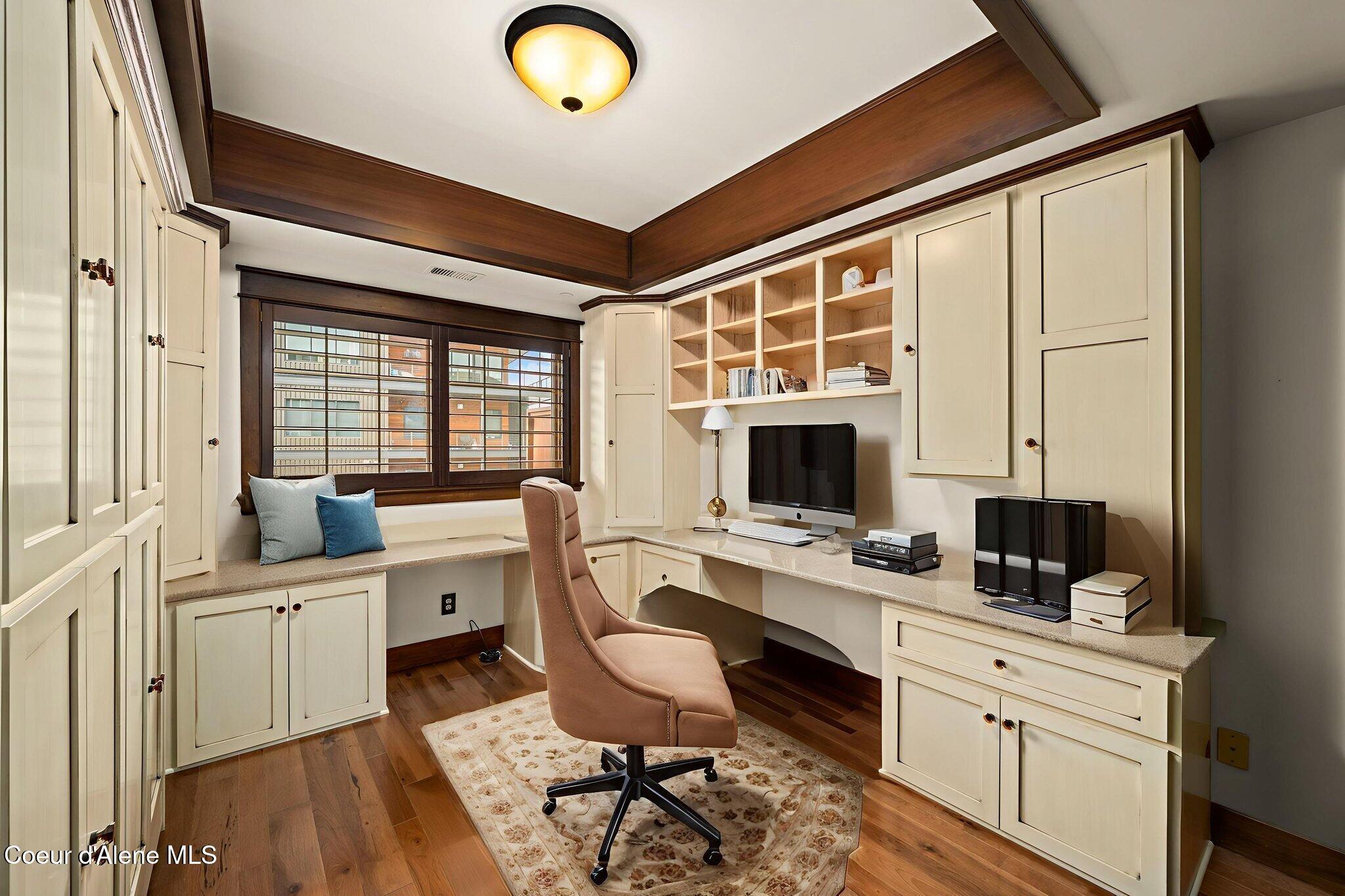 2050 N Main ST, 202, Coeur d'Alene Unit: 202