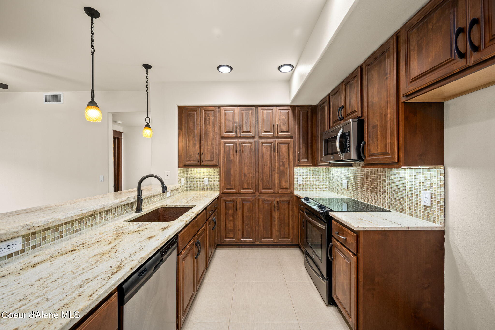 2050 N Main ST, 202, Coeur d'Alene Unit: 202