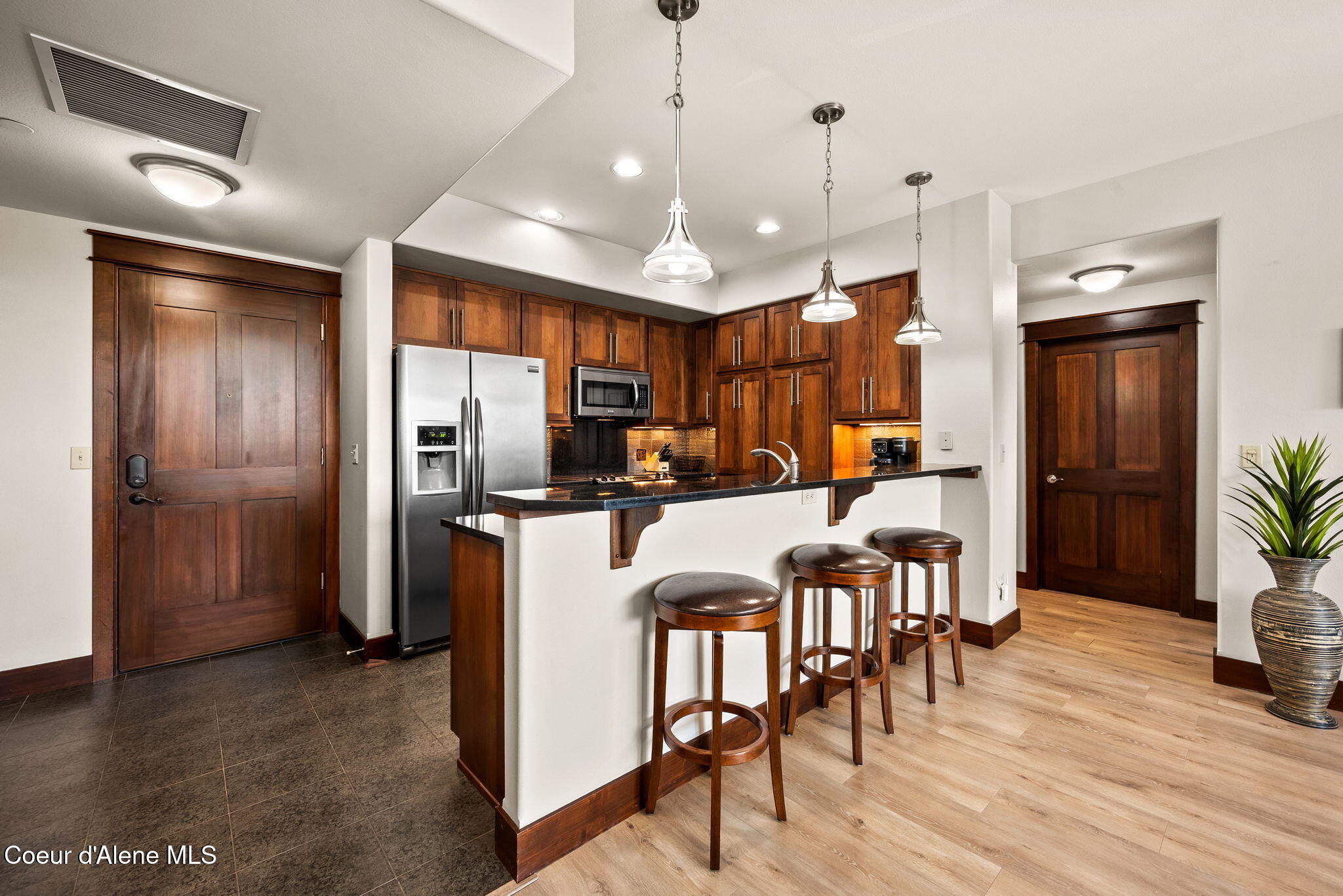 2050 N Main ST, 211, Coeur d'Alene Unit: 211