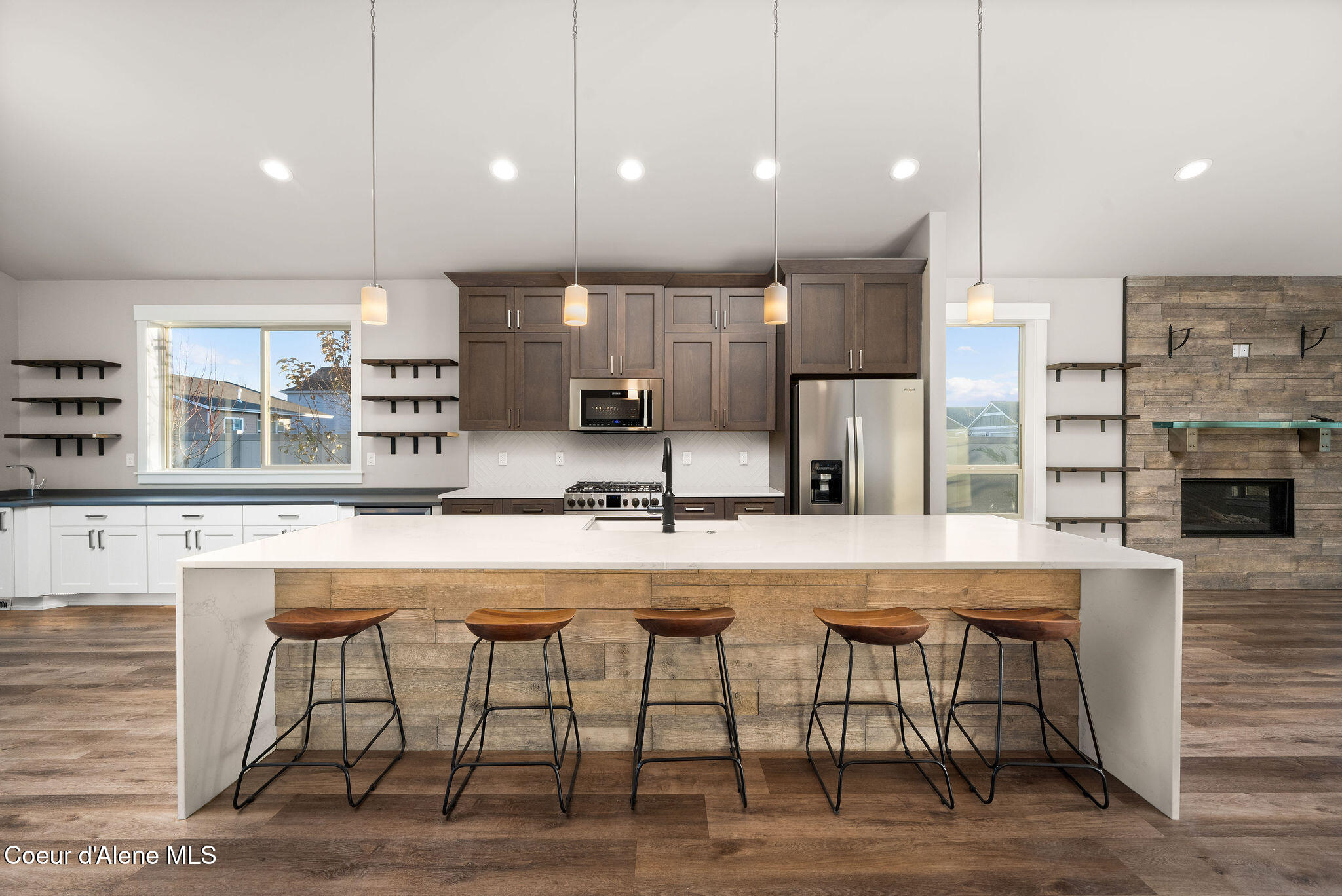 7996 N Hibiscus LN, Coeur d'Alene