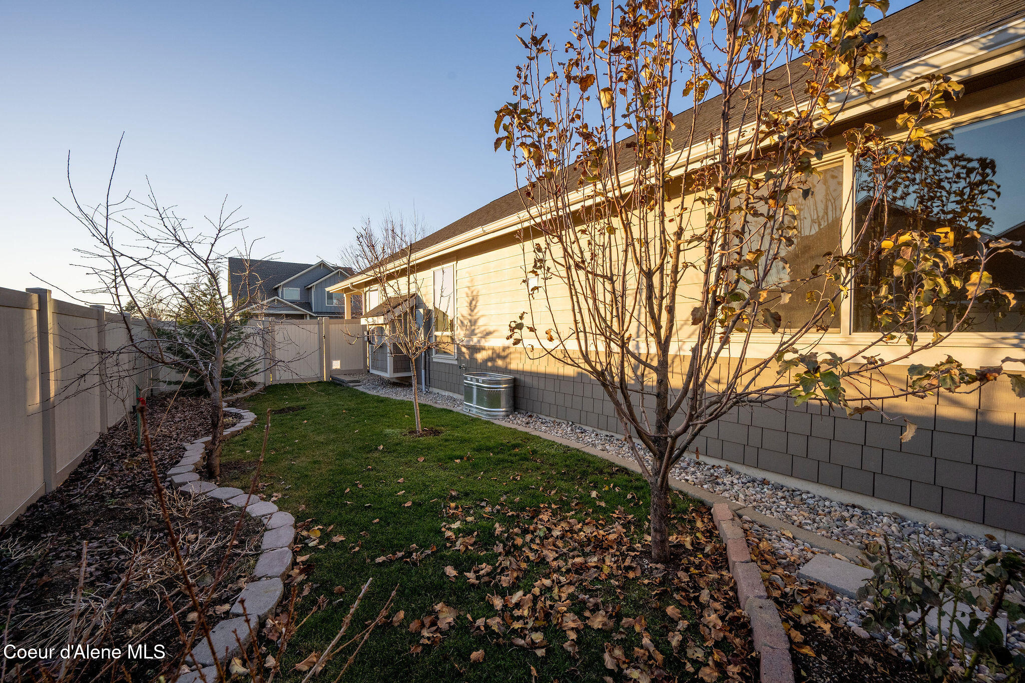 7996 N Hibiscus LN, Coeur d'Alene