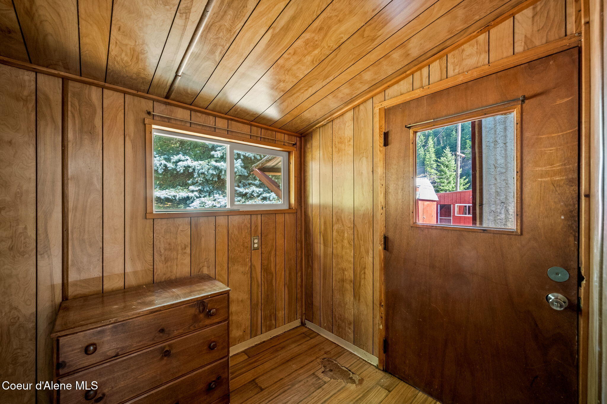 153 Burke RD