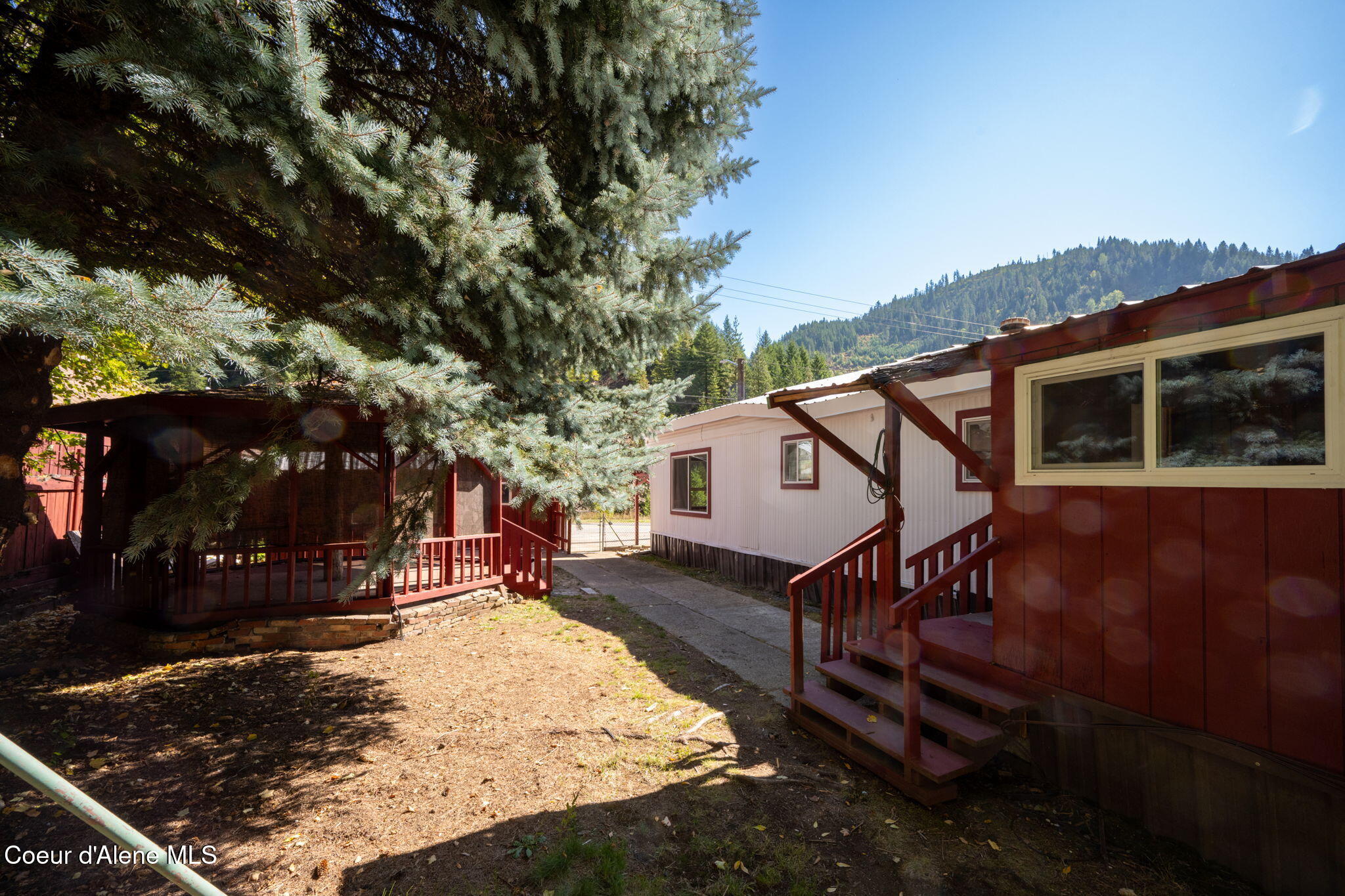 153 Burke RD
