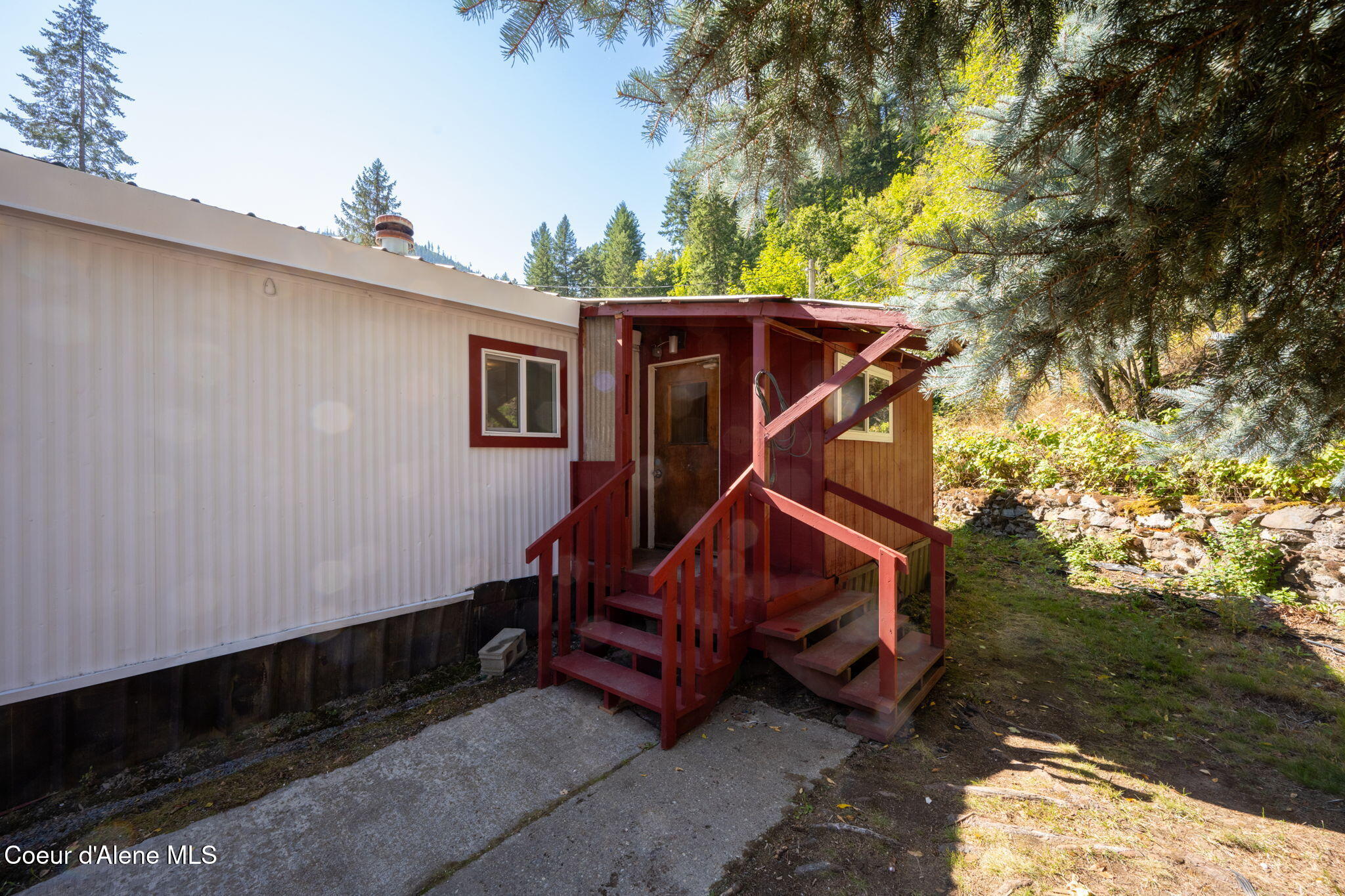 153 Burke RD