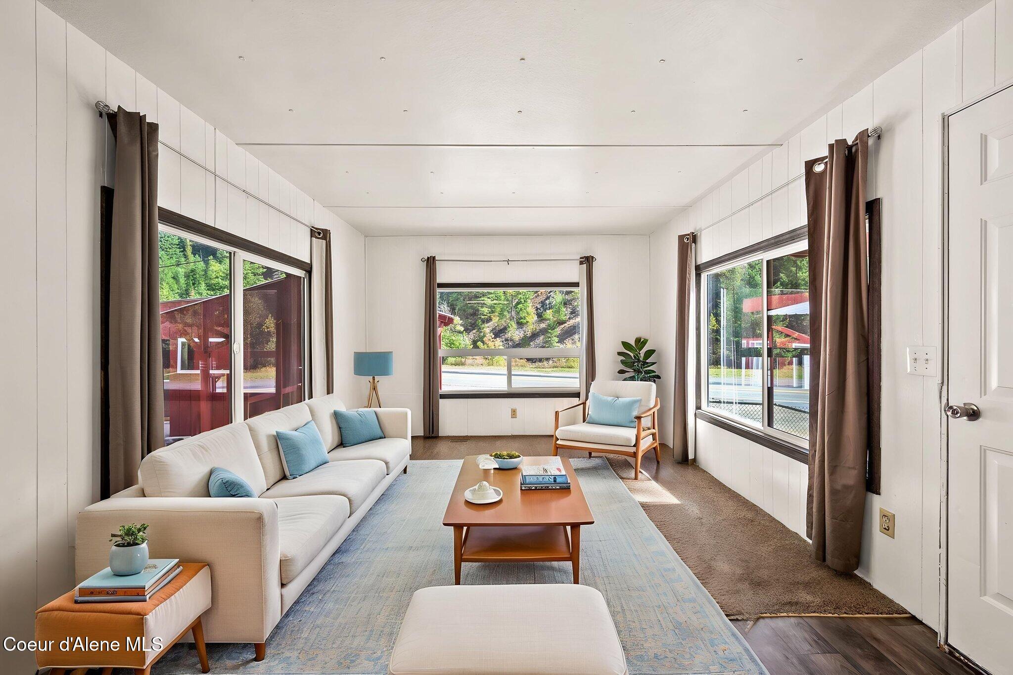 153 Burke RD