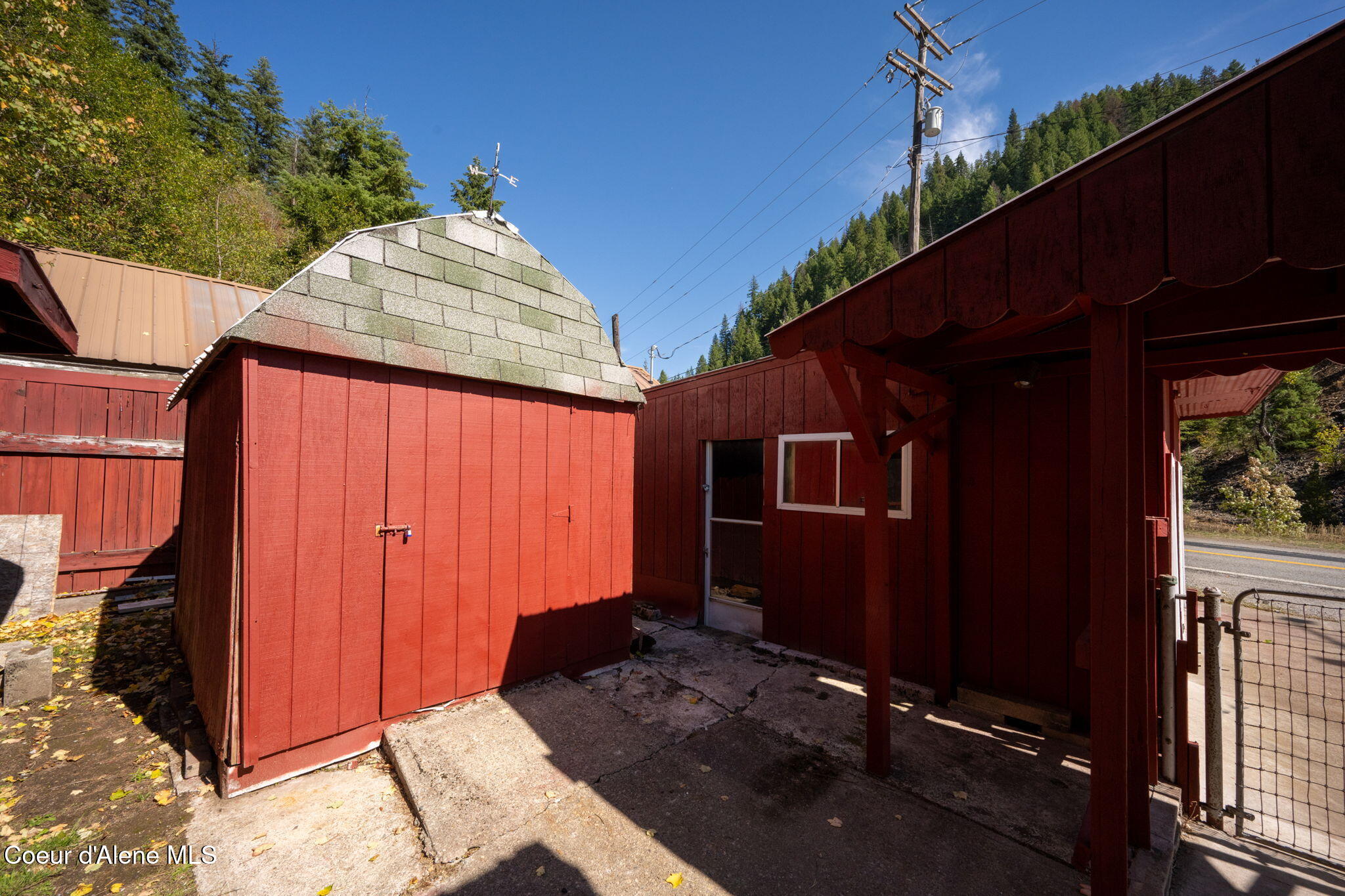 153 Burke RD