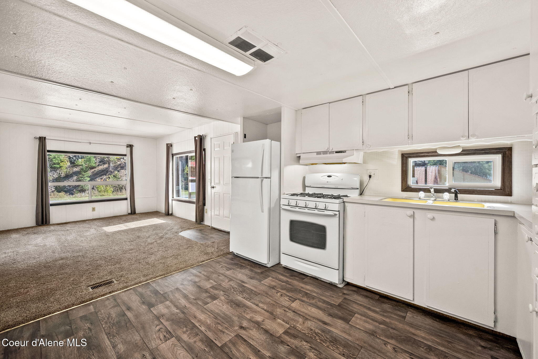 153 Burke RD