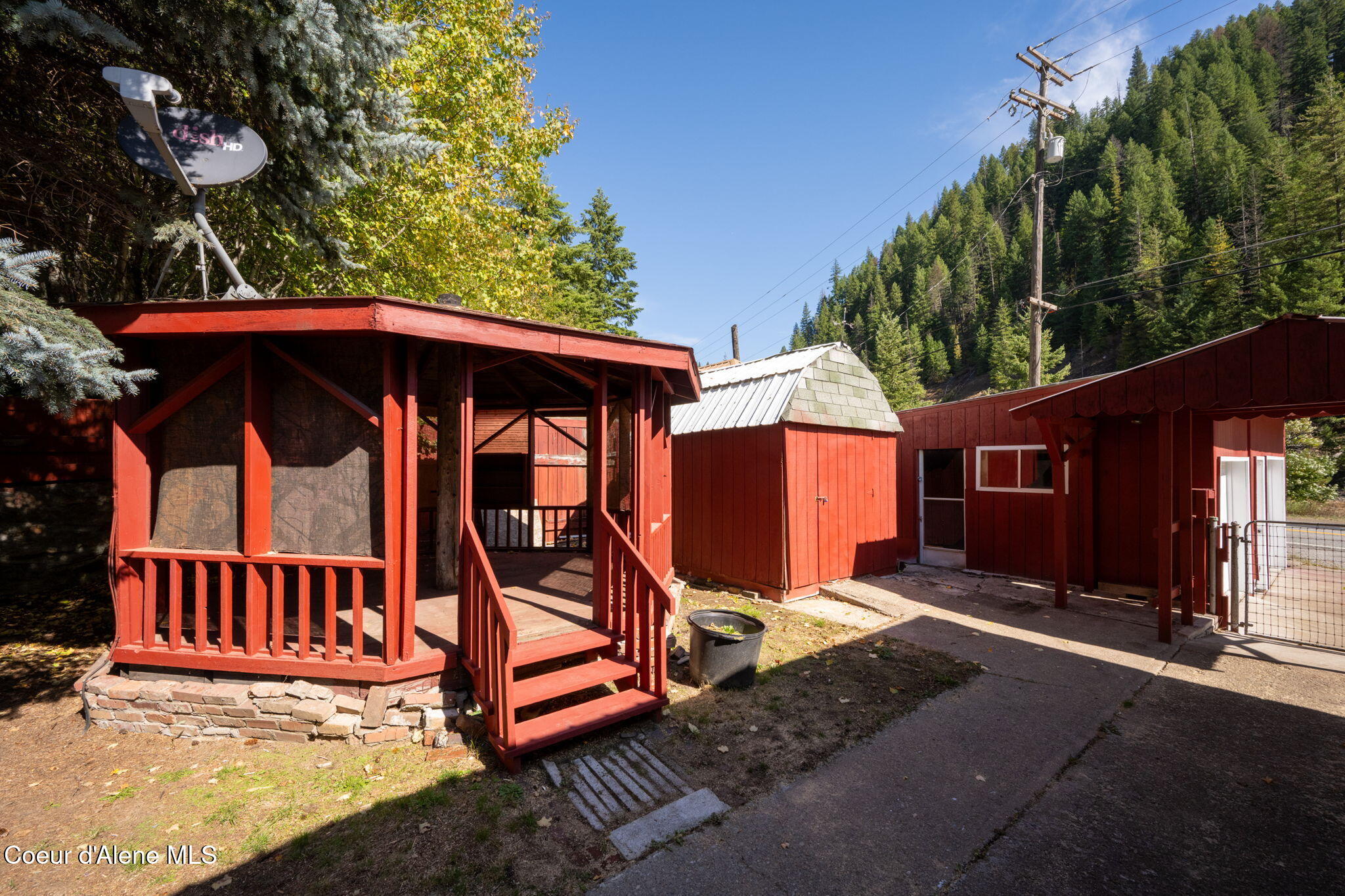 153 Burke RD