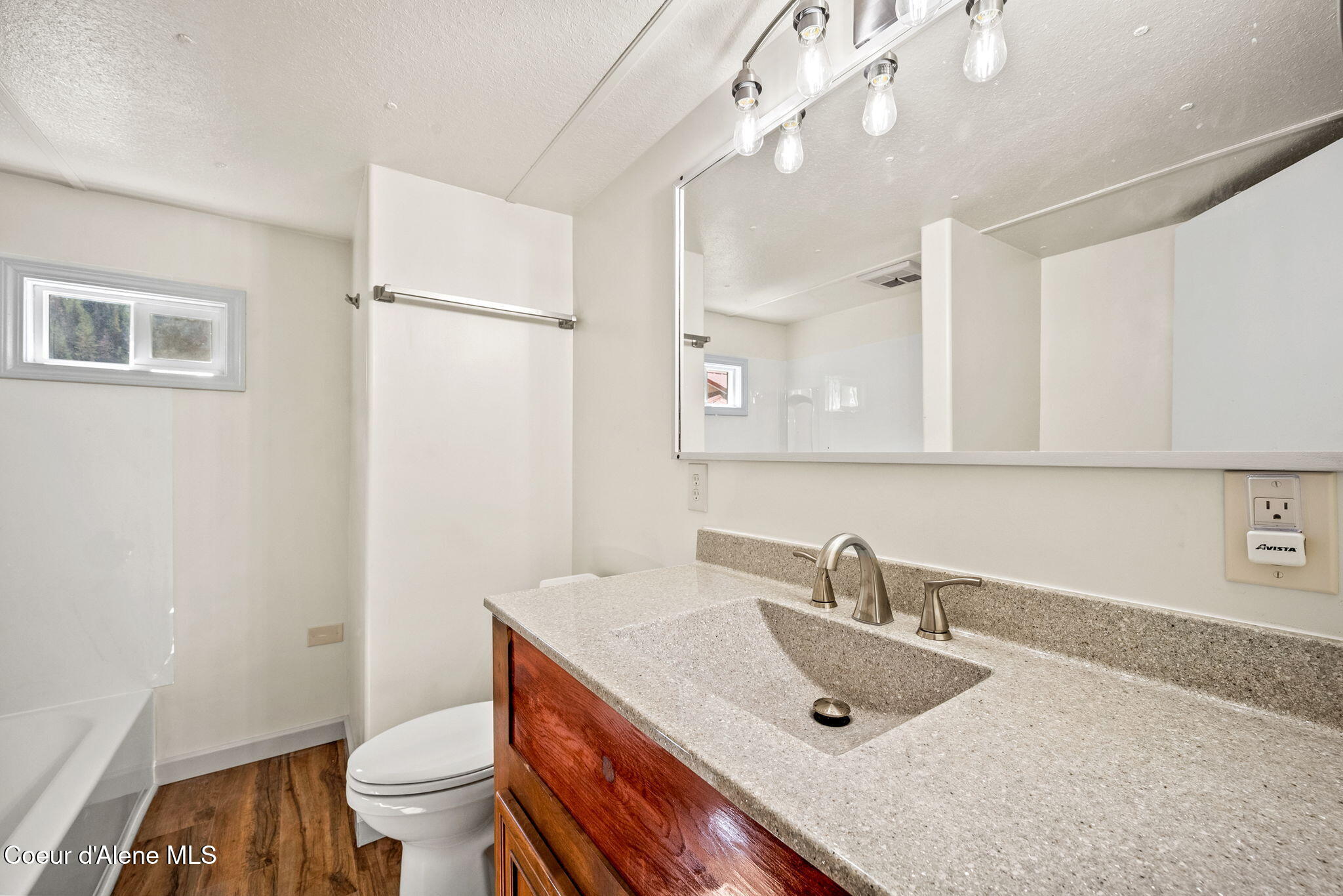 153 Burke RD