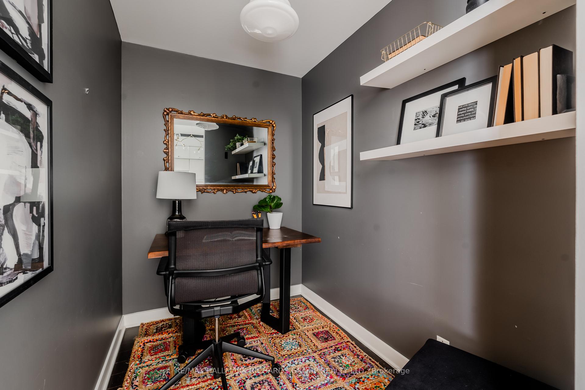 15 Grenville Street PH10, Toronto