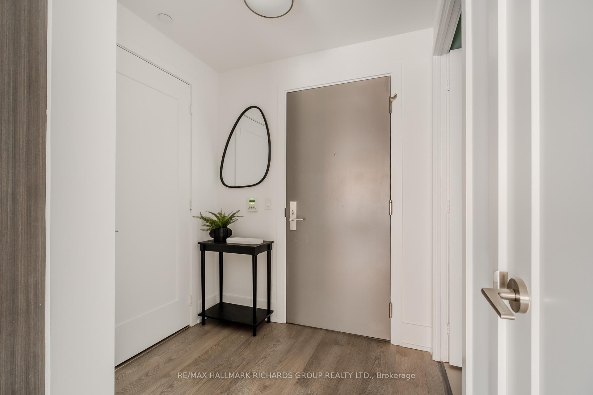 15 Merchants' Wharf, 340