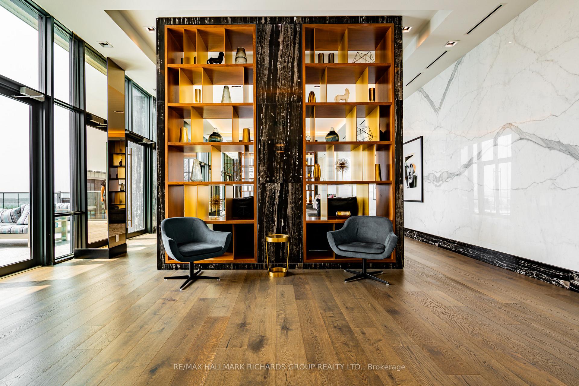 15 Merchants' Wharf, 340