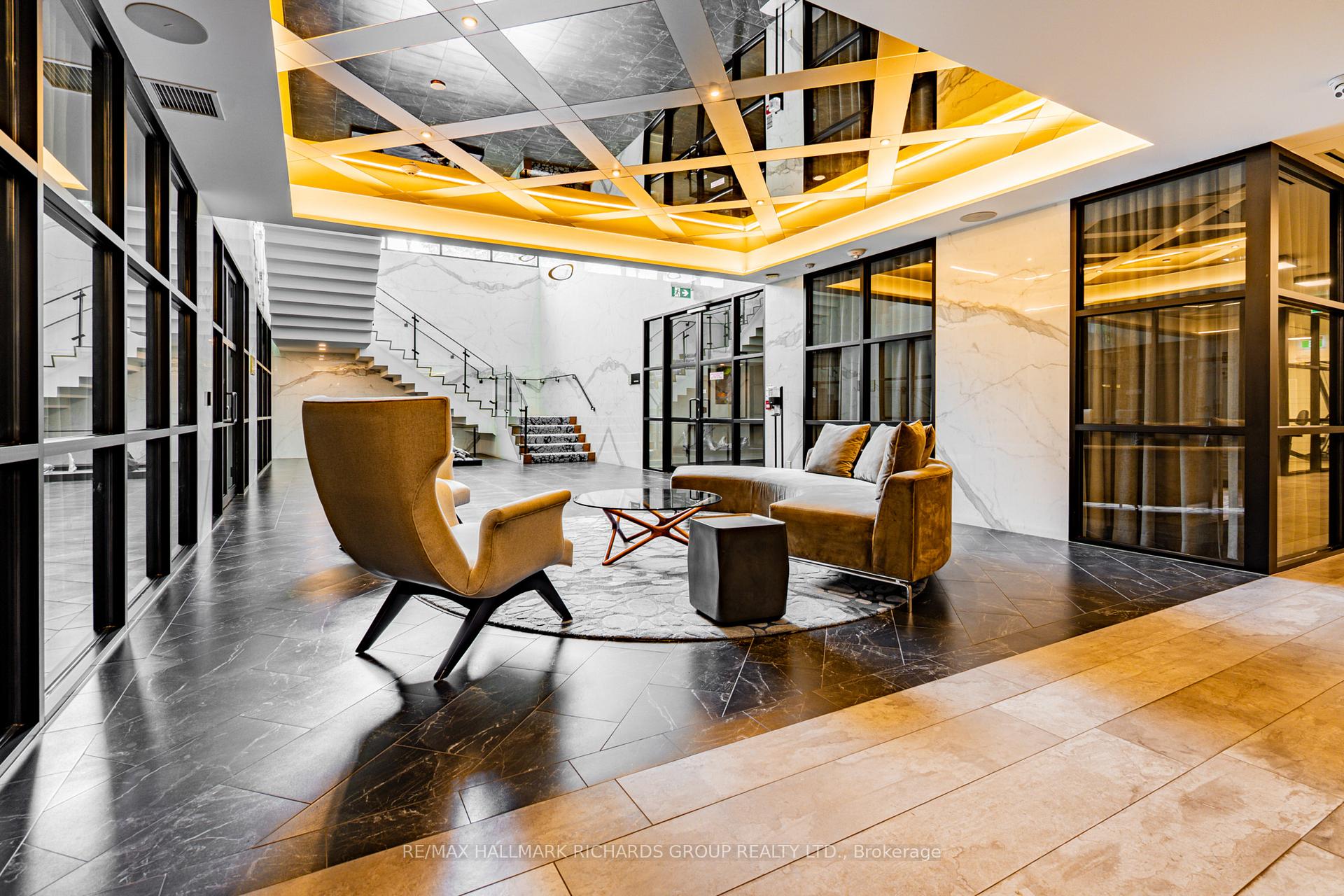 15 Merchants' Wharf, 340