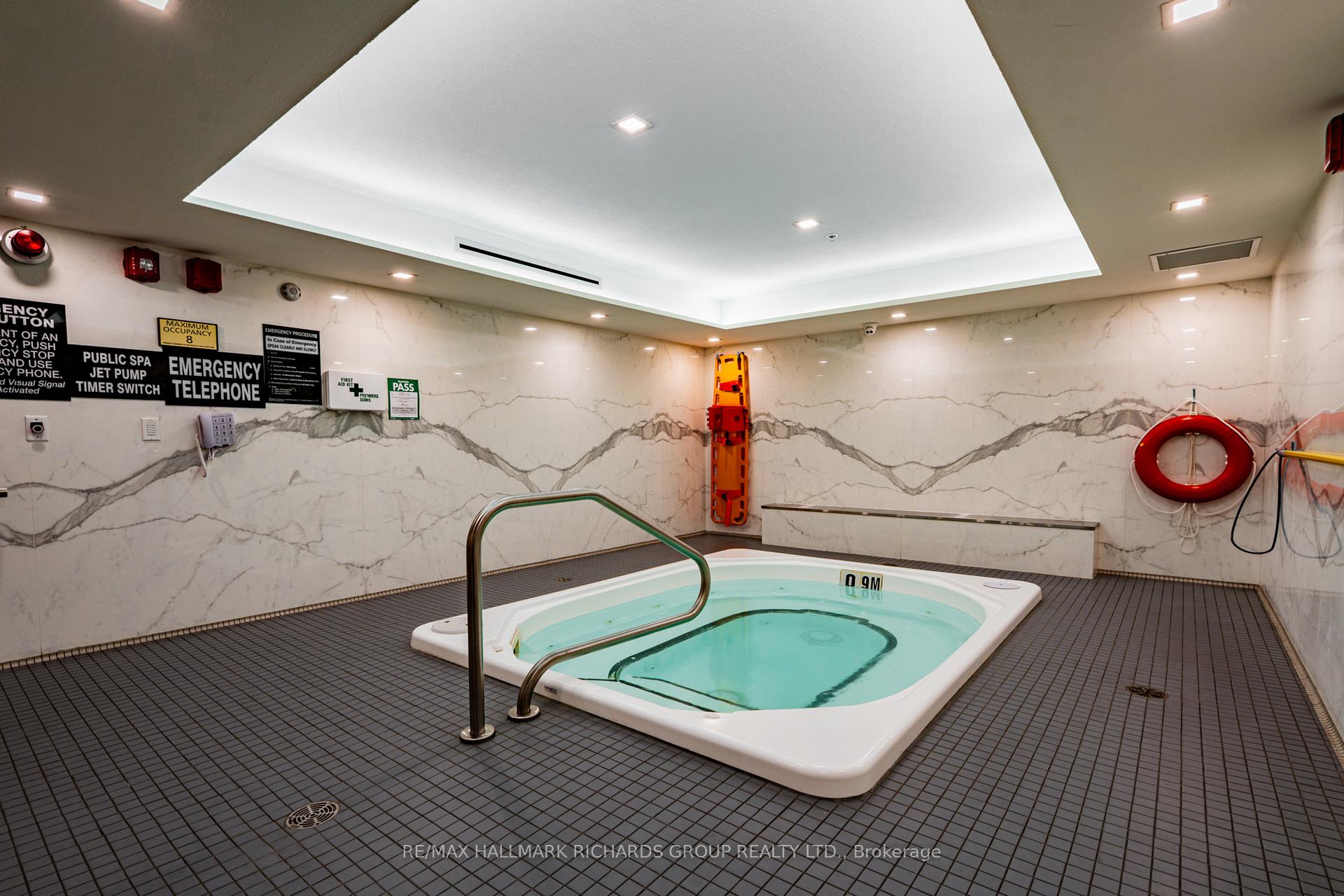 15 Merchants' Wharf, 340