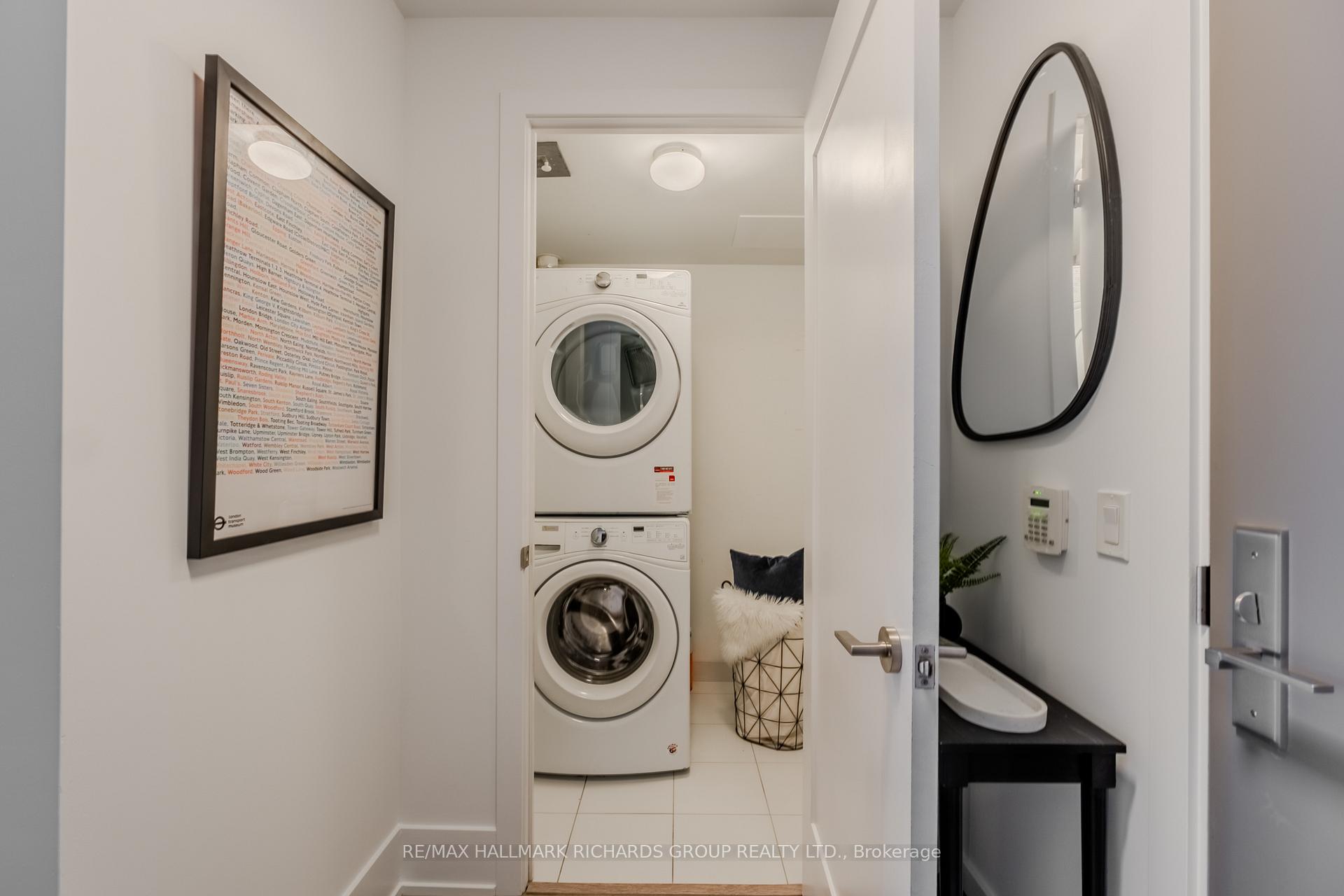 15 Merchants' Wharf, 340